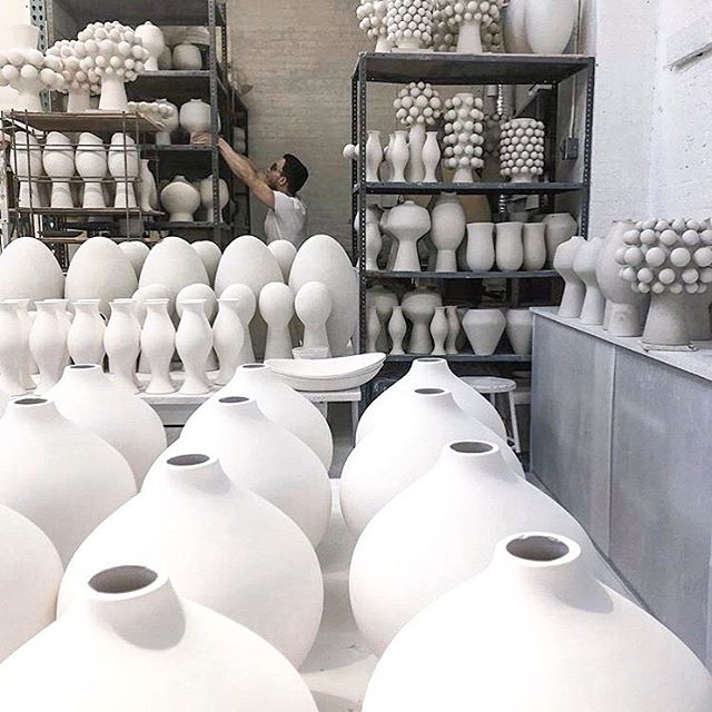 We need every single vase from @kleinreid studio! You can see his work @shoppeobject at Pier 36 today
.
.
.
.
.
.
.
.
.
.
.
.
.
.
.
.
.
.
.
.
.
.
.
.
.
.
.
.
.
#noviadesignstudio #brooklyndesign #interior #design #homedecor #homedecoration #decor #ap