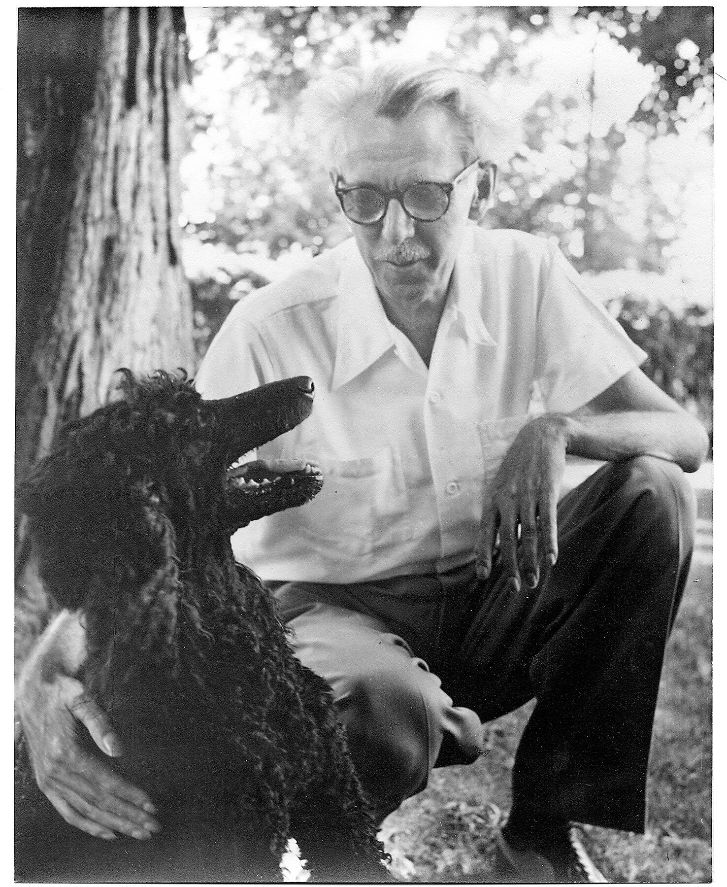   Thurber with His Beloved Christabel   © The Thurber Estate  