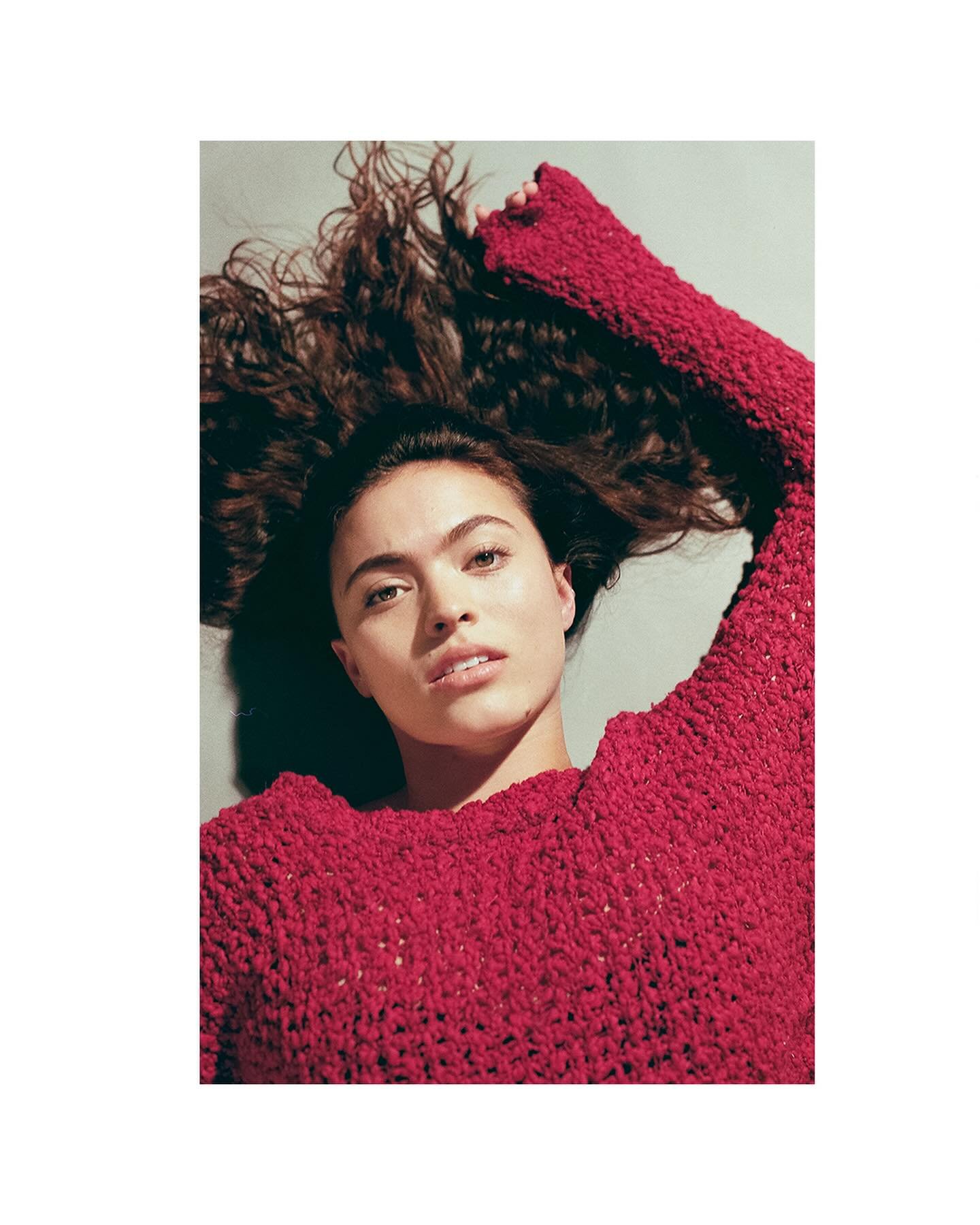All red everything with @graceann_nader for @fordmodels 

#redsweater #fordmodels #modeltest #35mmfilm #polaroid #polaroids #expiredfilm #polaroid669 #polaroidtype55 #type55 #nikon #nadersisters #graceannnader #editorialphotography #largeformat #4x5f