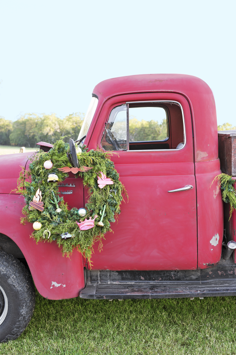 winter-wonderland-christmas-truck-1217.png