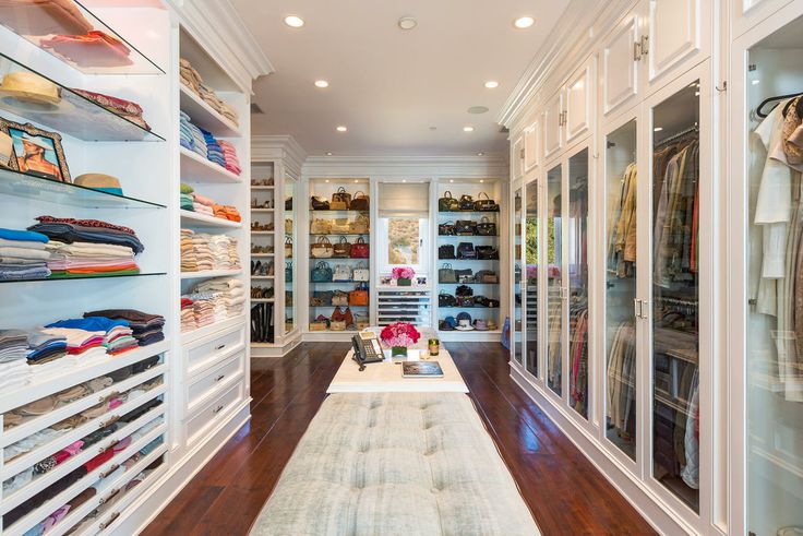 Real housewife Yolanda Foster's Malibu home walk in closet is so PRETTY we could live in it!