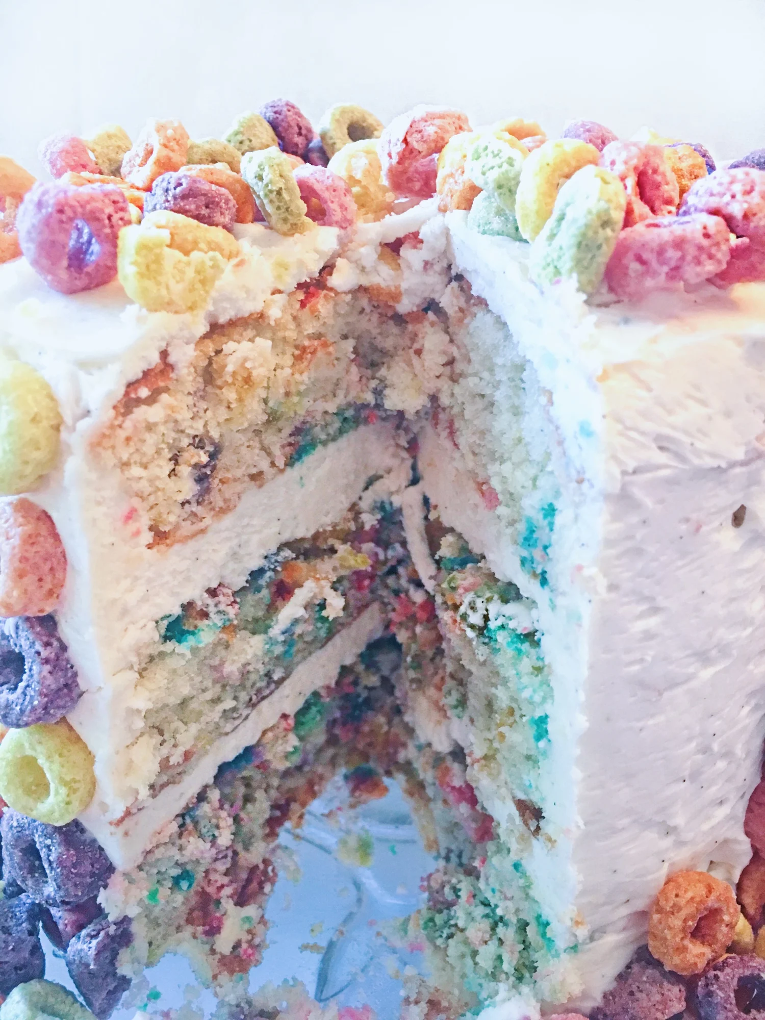Fruit Loop Cereal Cake — The Pretty Feed