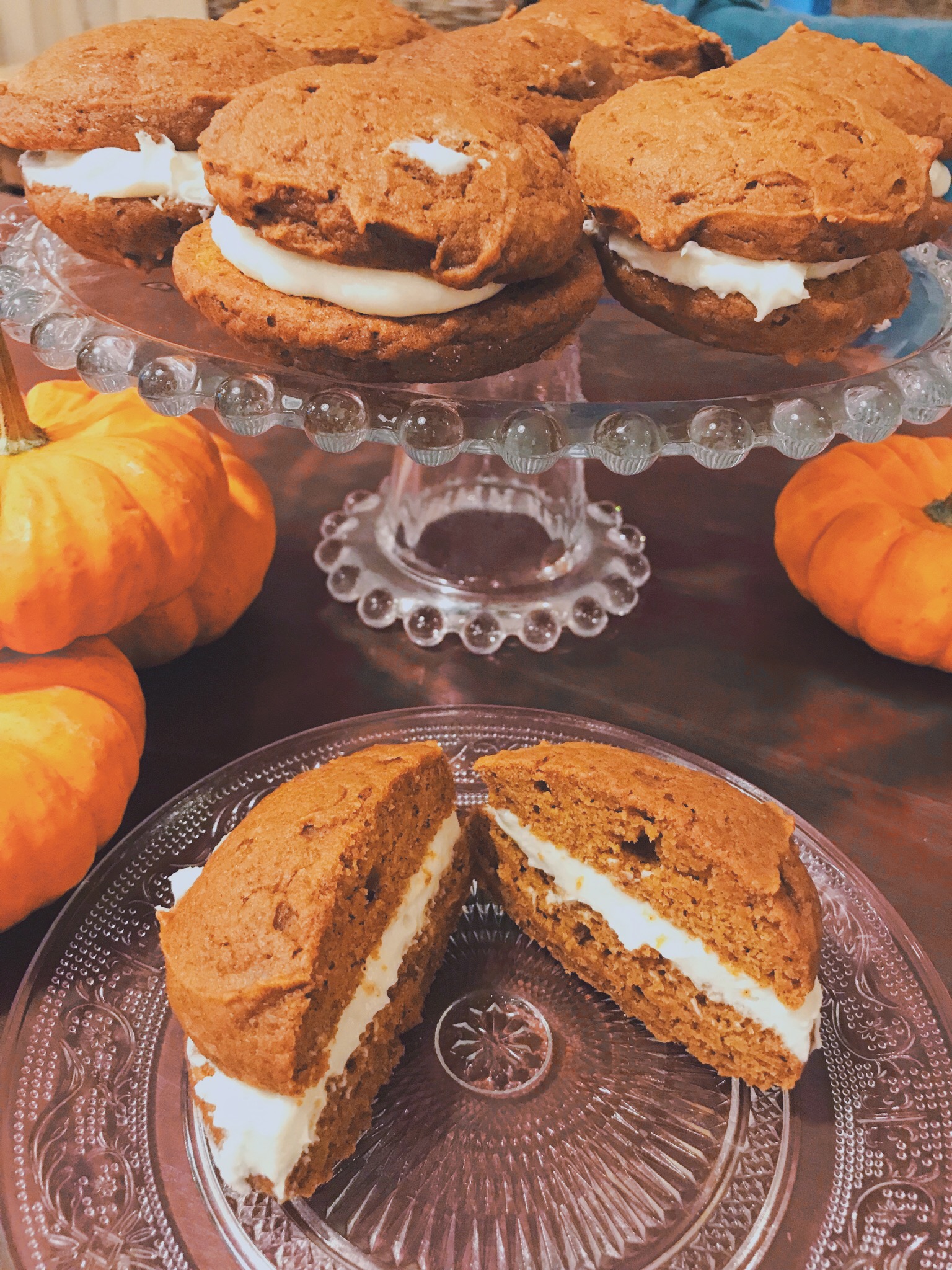 Pumpkin Whoopie Pies With Maple Cream Cheese Filling