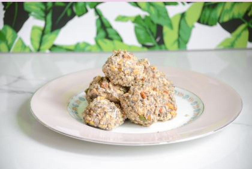                                          Bake-less Coconut Chia Seed Energy Balls