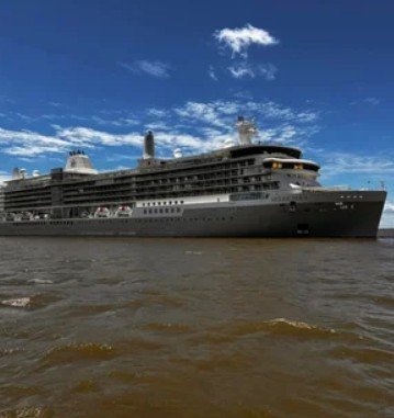 Exploring the Meeting of the Amazon Rivers in Santarém, Brazil