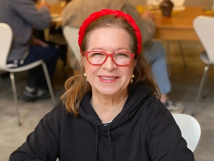 Suzanne Moore — The Traveling Glamma