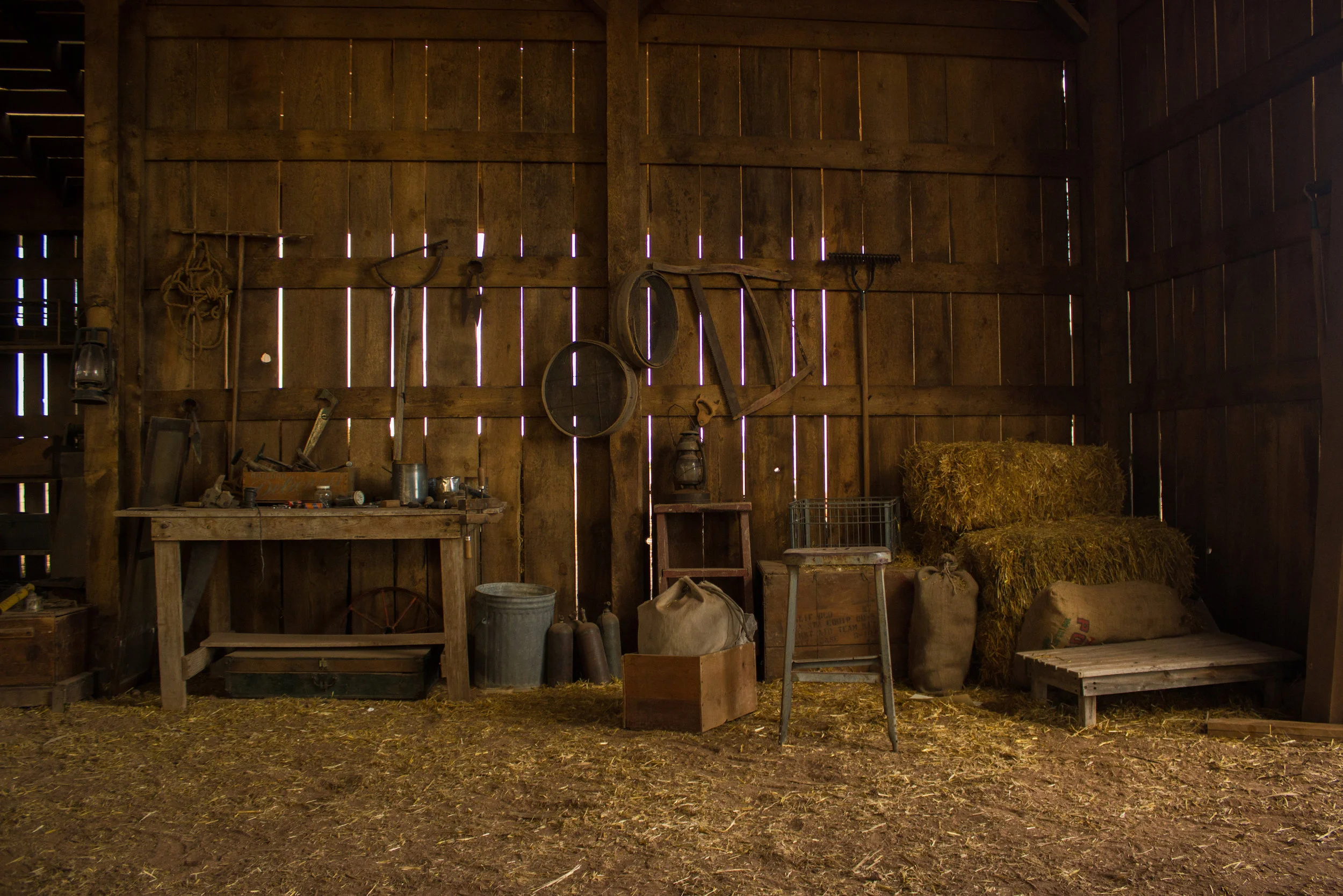 BARN_INT-5.jpg