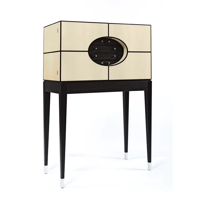 jewelry_cabinet_01.jpg