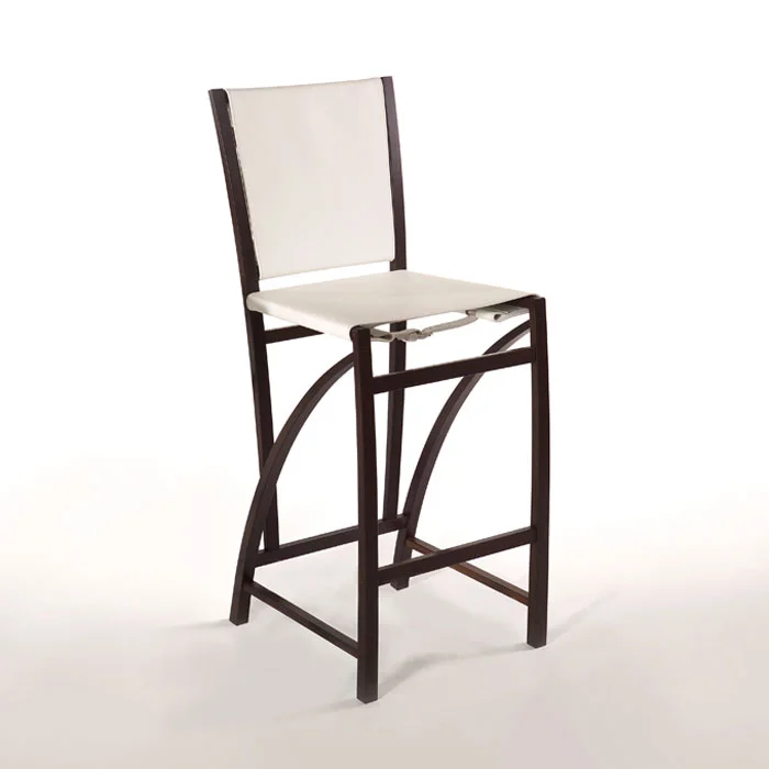 lewis_chair_01.jpg