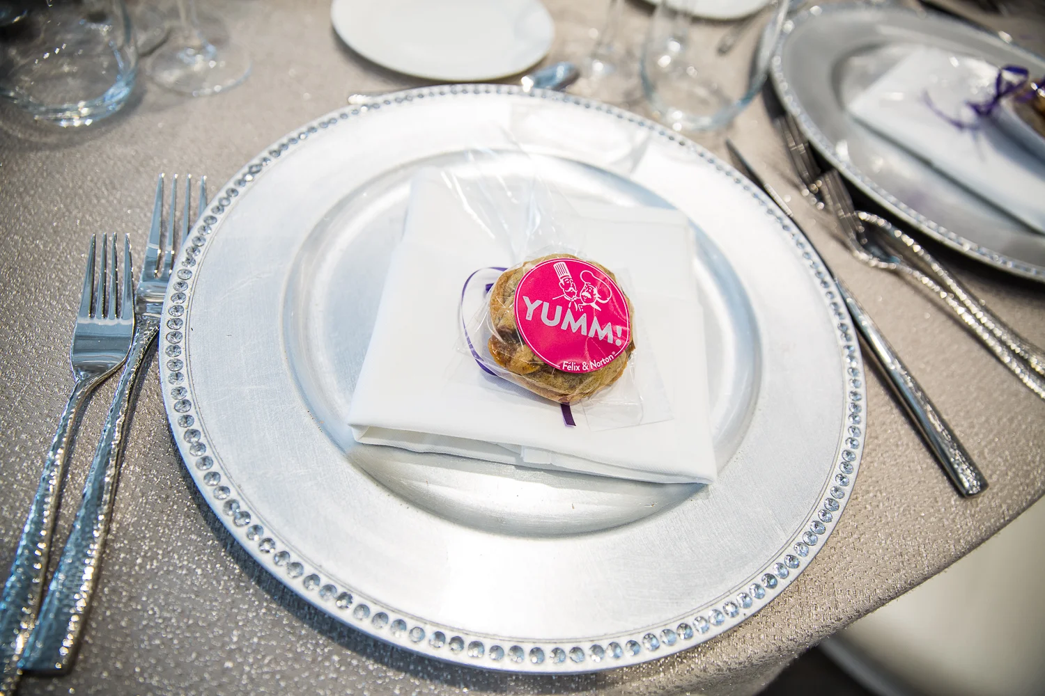 Chateau-Le-Parc-Event-Centre-Vellore-Town-Hall-Vaughan-Wedding-0037.jpg