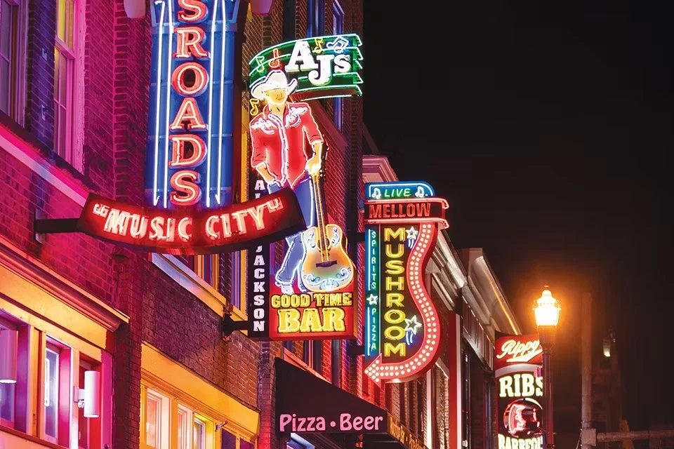 gg-tn-broadway-istock.jpeg