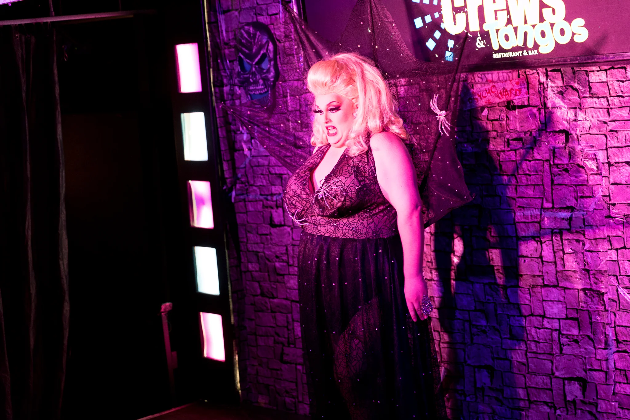 Crews_Tango_Halloween_2016-40.jpg