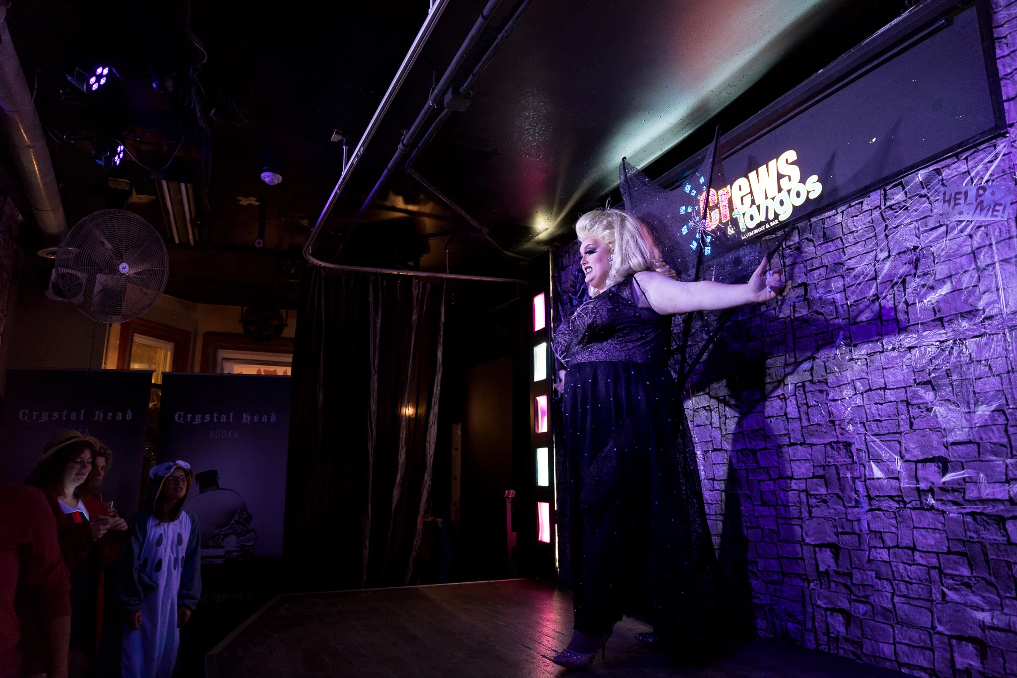 Crews_Tango_Halloween_2016-51.jpg