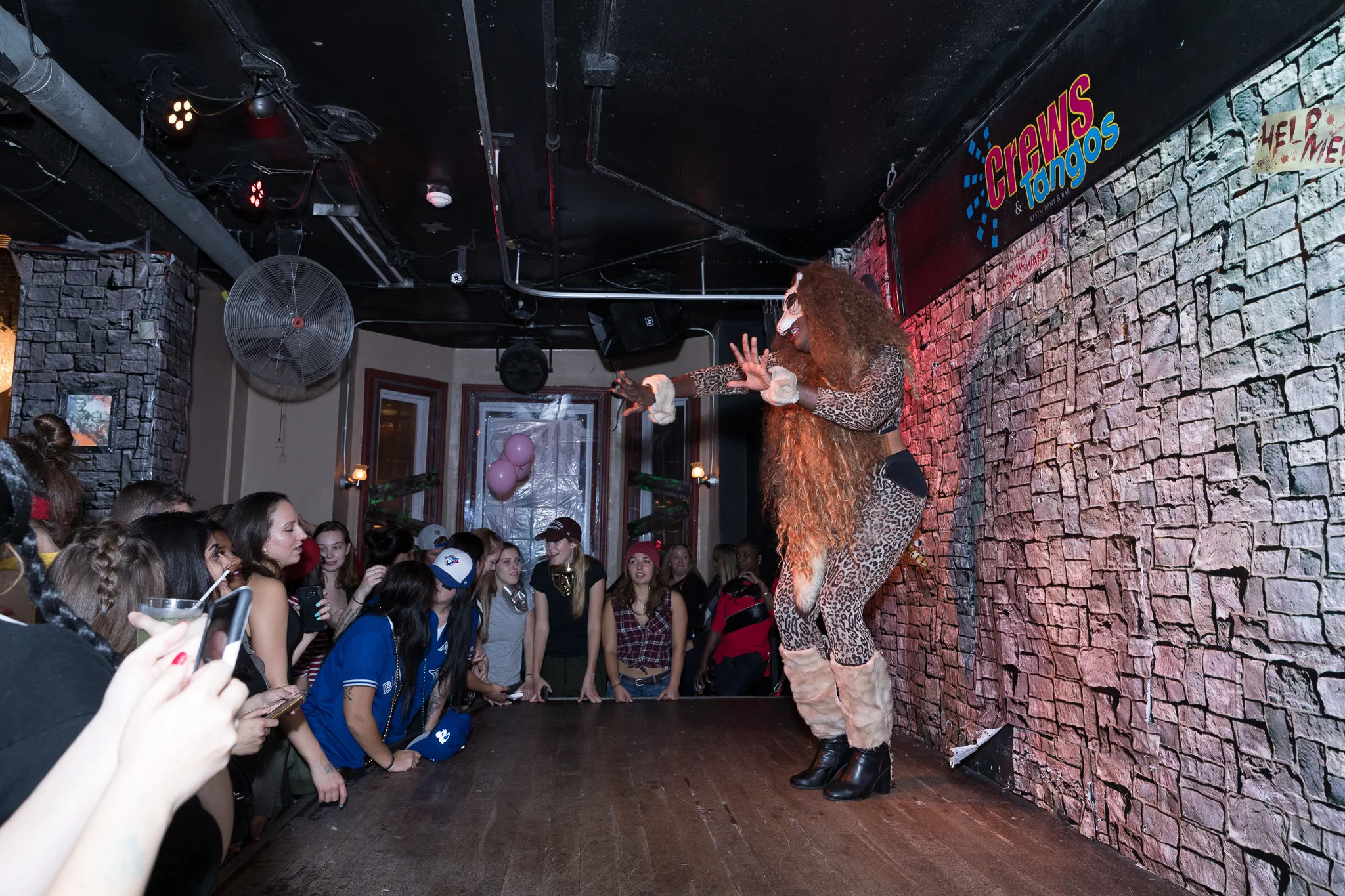 Crews_Tango_Halloween_2016-230.jpg