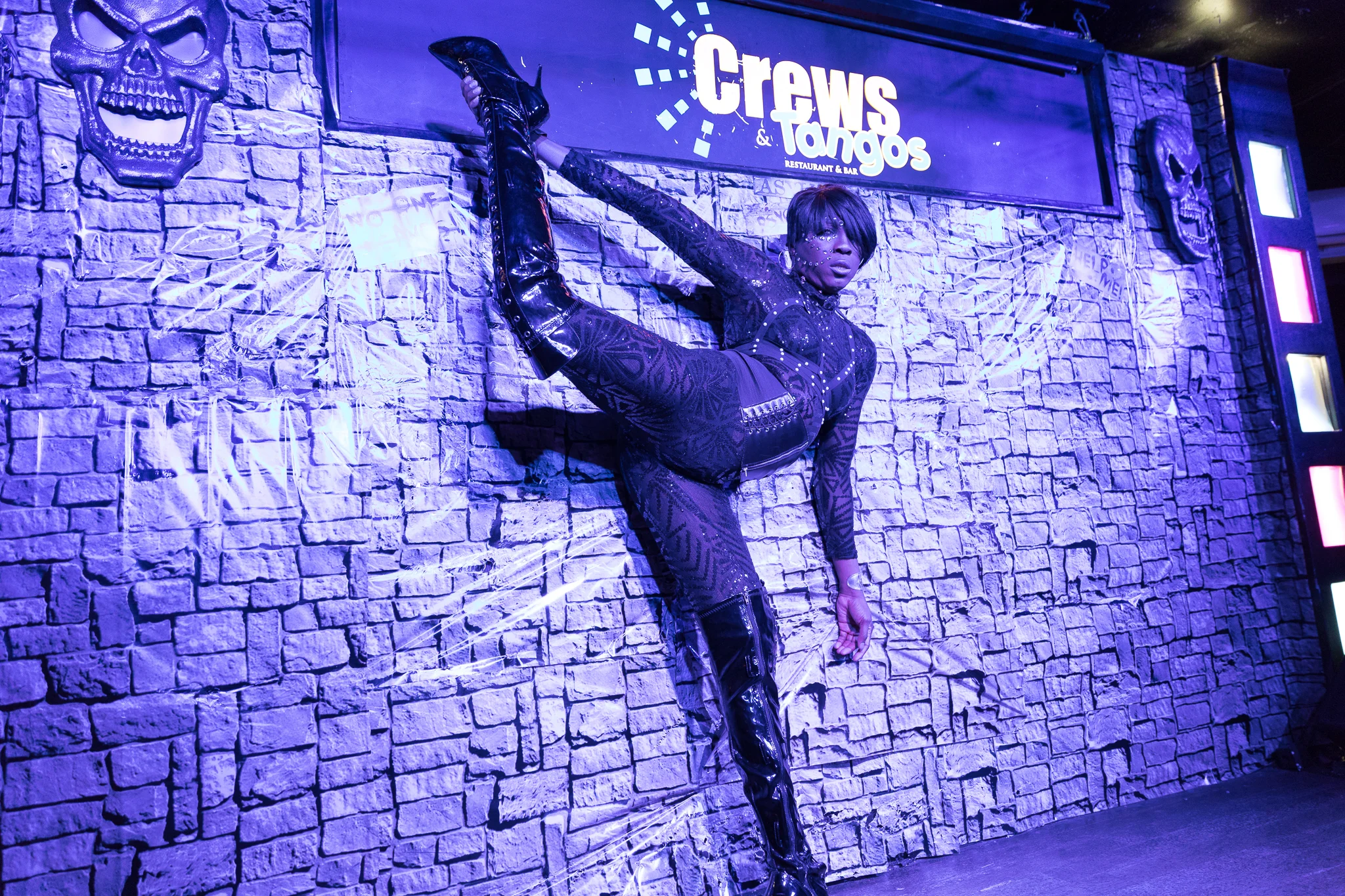 Crews_Tango_Halloween_2016-453.jpg