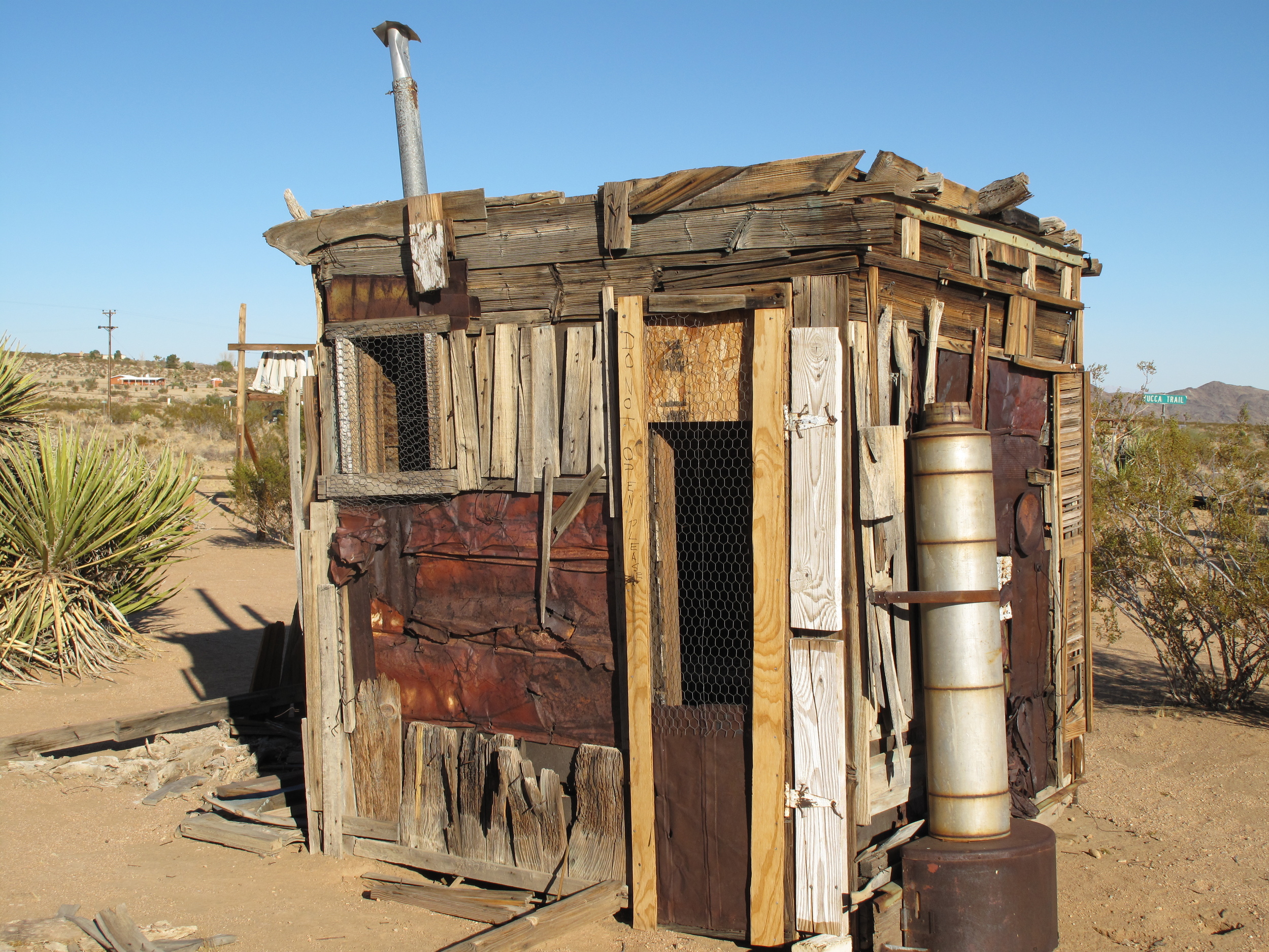 Squatter's Shack, 1990