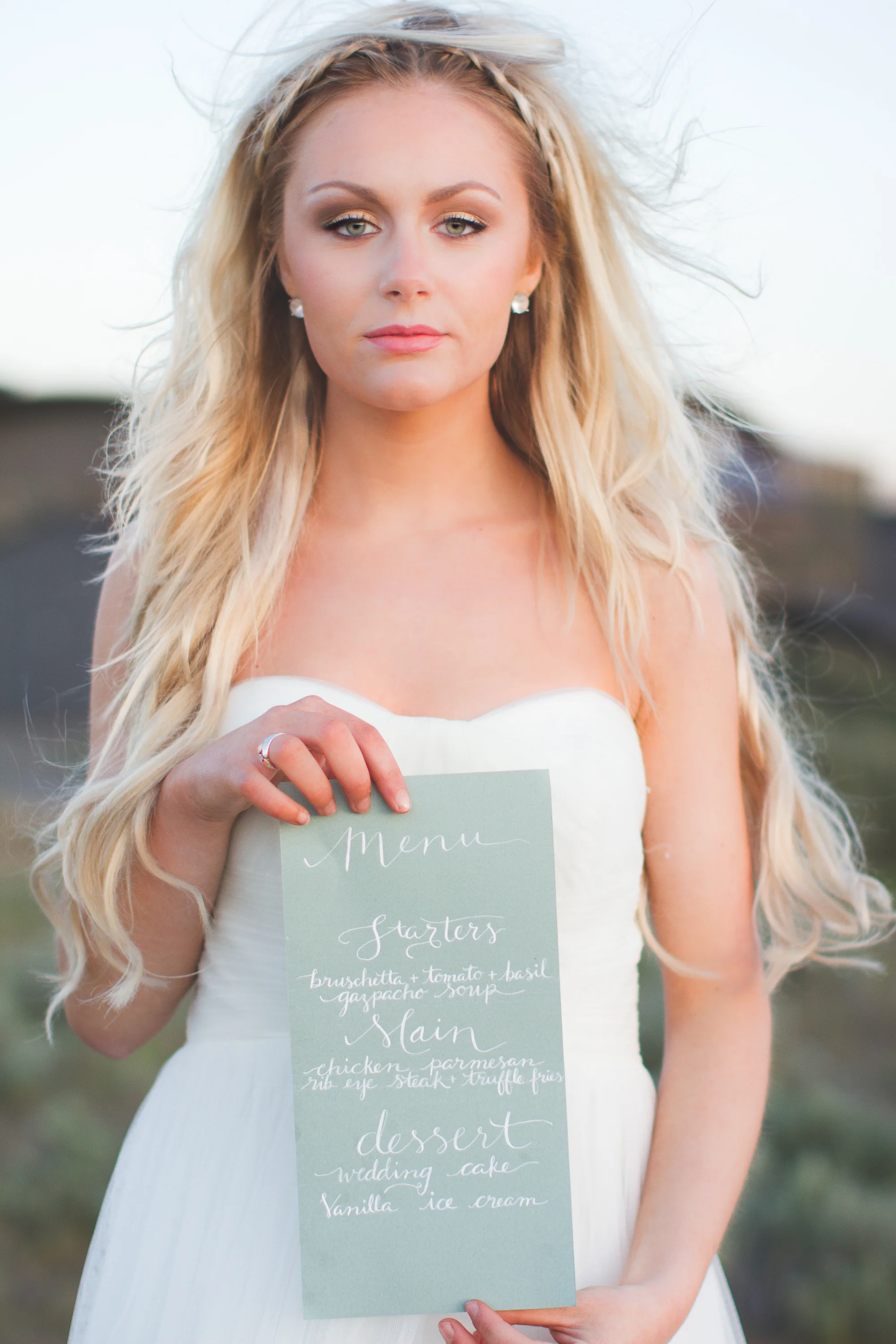 Wedding coordinator, planner, photographer. Seattle, Wenatchee, Tacoma, Washington, Oregon, PNW, HRJ events, Simple Light Photography.