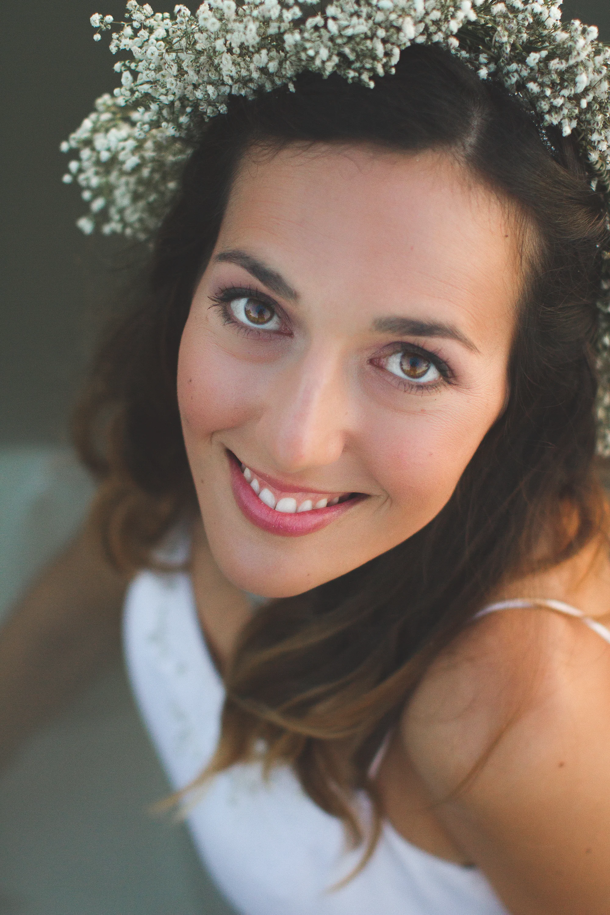 Wedding Photographer, Seattle, Tacoma, Washington, Portrait, Bride, Camera, Engagement Photos.
