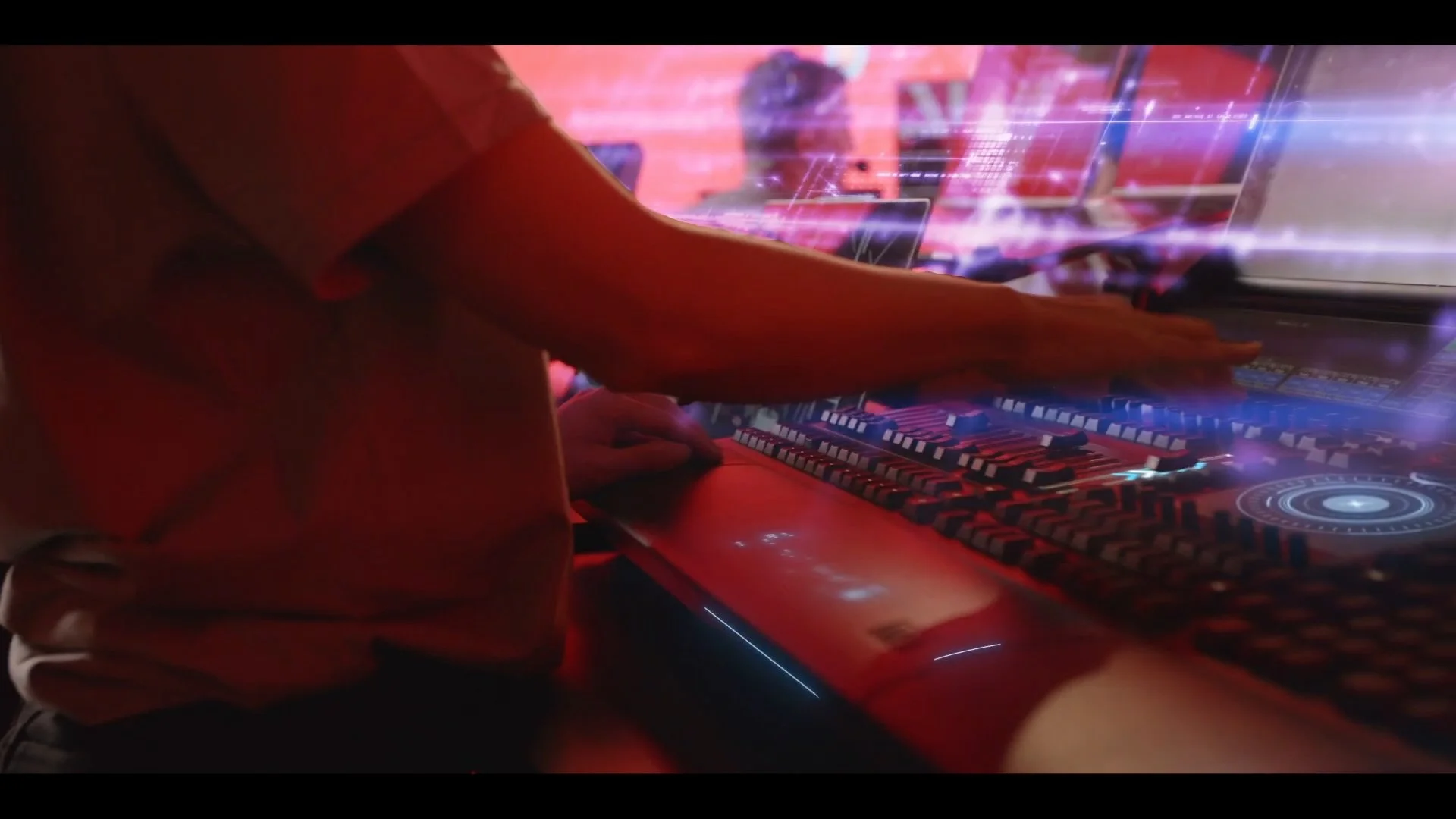 Scene Change - 13.jpeg