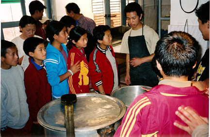 web-schoolkitchen.jpg