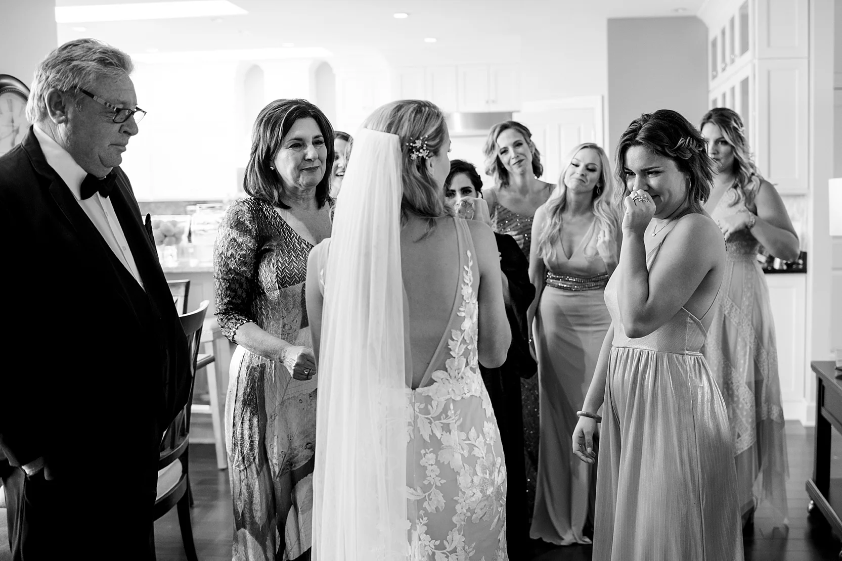 The-Lake-Club-Of-Ohio-Wedding-Youngstown-Wedding-Photographer-L.A.R.Weddings-Lindsey-Ramdin-Best-Wedding-Photographer-Youngstown-Cleveland-Pittsburgh