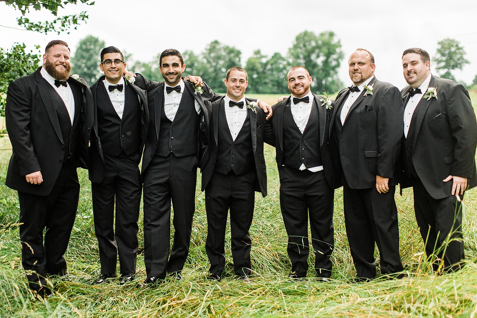 The-Lake-Club-Of-Ohio-Wedding-Youngstown-Wedding-Photographer-L.A.R.Weddings-Lindsey-Ramdin-Best-Wedding-Photographer-Youngstown-Cleveland-Pittsburgh