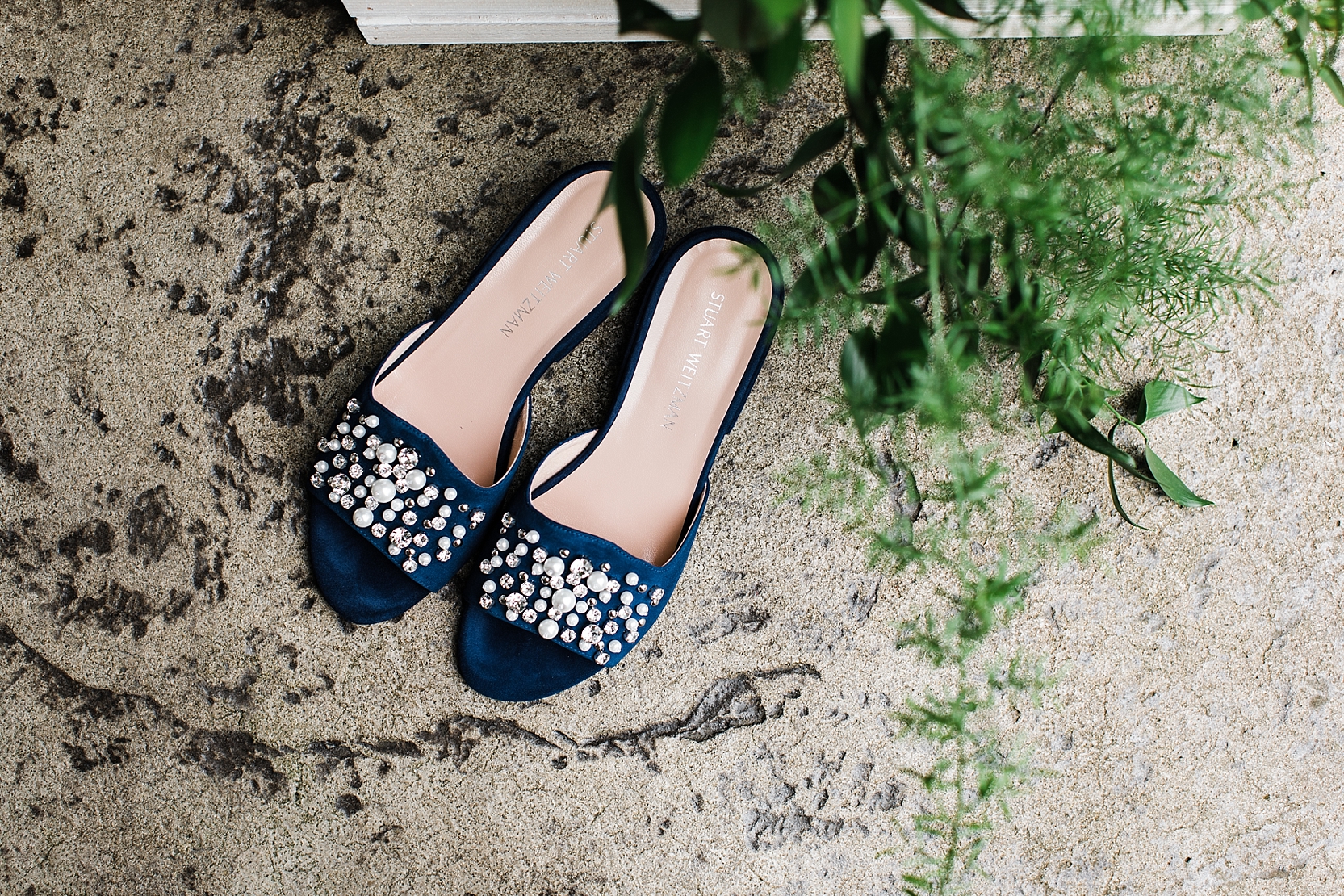 Summer Wedding at the Welshfield Inn | Burton, Ohio | Cleveland, Youngstown, Pittsburgh Wedding Photographer | Lindsey Ramdin