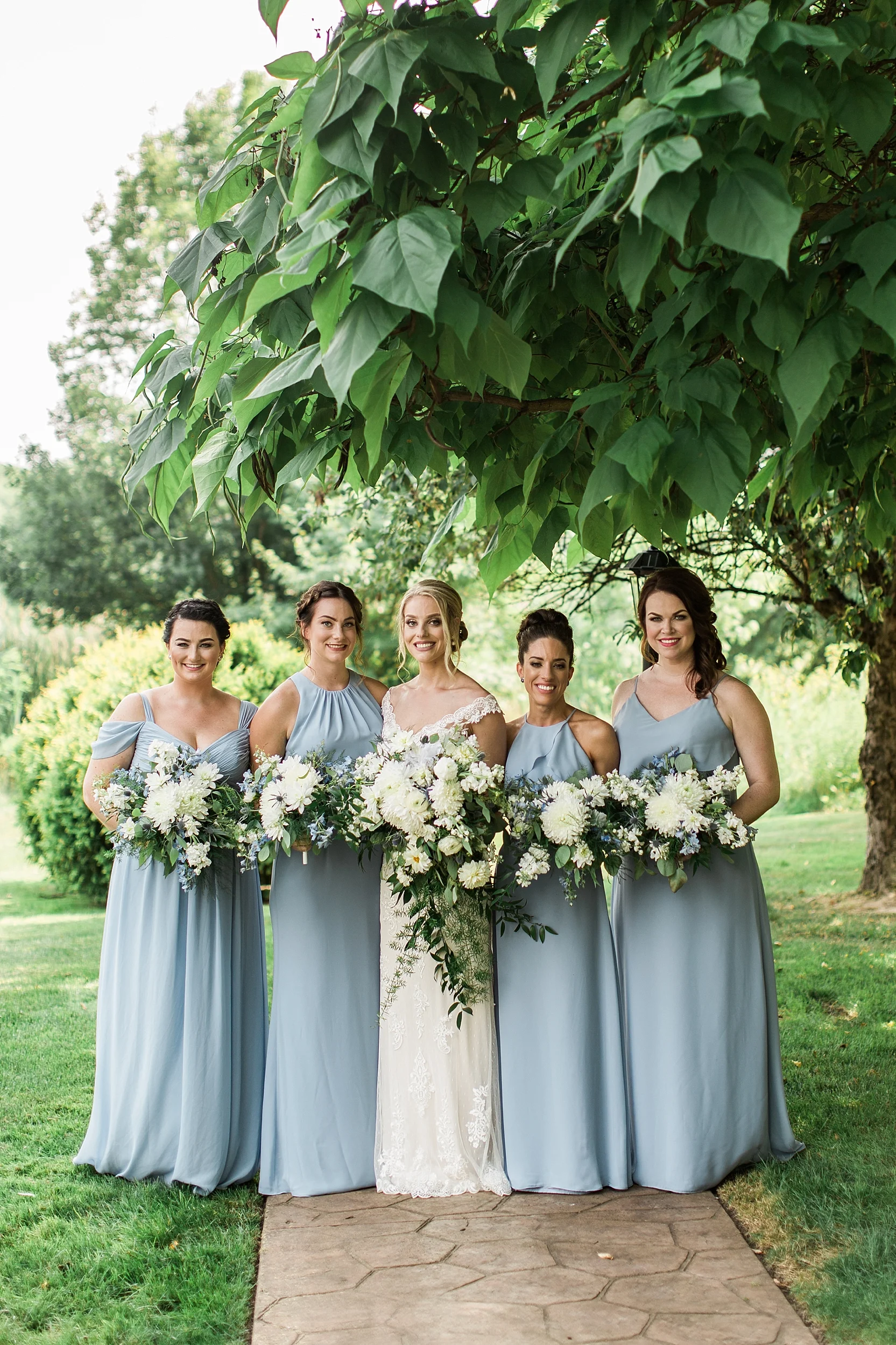 Summer Wedding at the Welshfield Inn | Burton, Ohio | Cleveland, Youngstown, Pittsburgh Wedding Photographer | Lindsey Ramdin