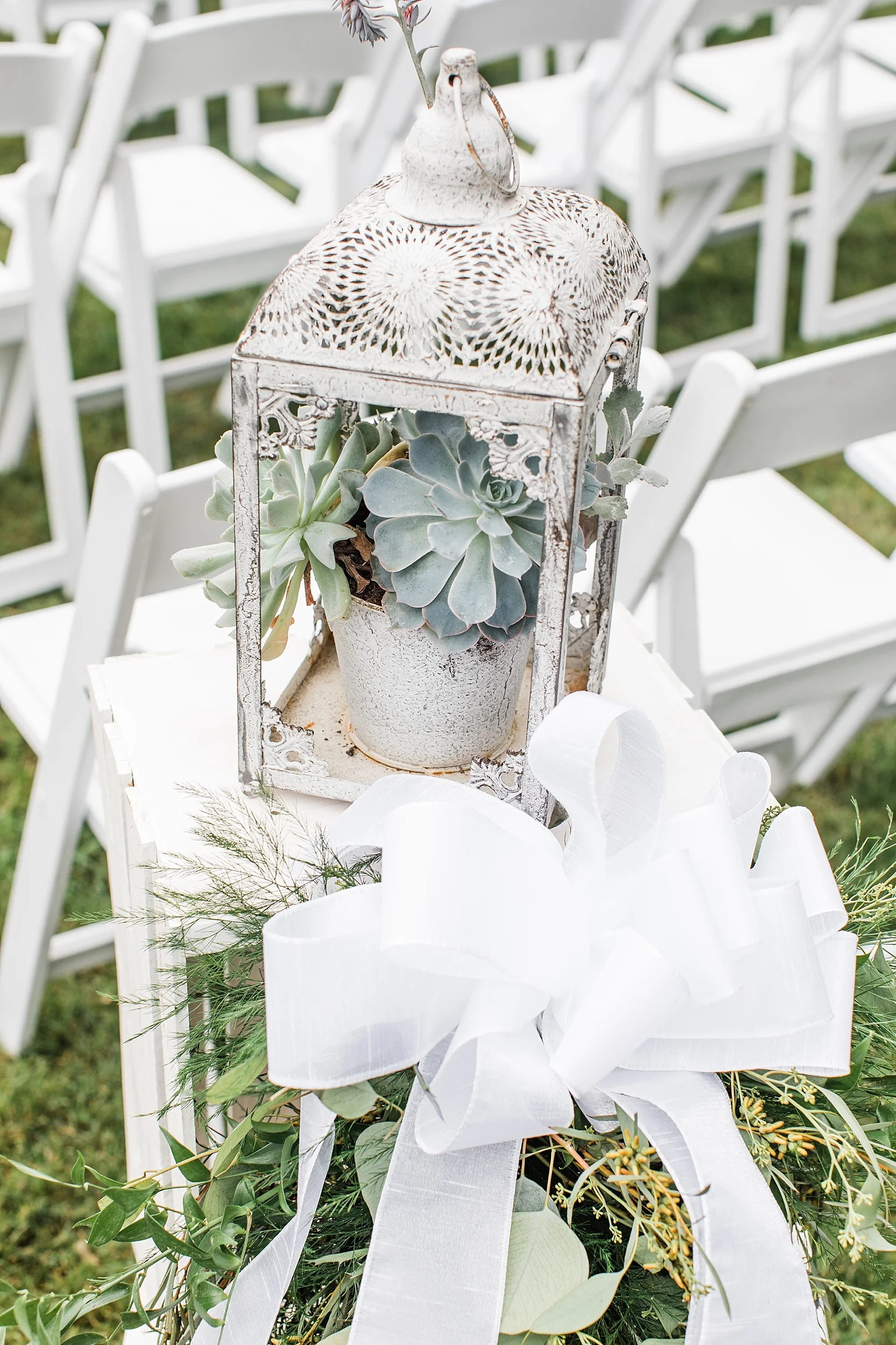 Summer Wedding at the Welshfield Inn | Burton, Ohio | Cleveland, Youngstown, Pittsburgh Wedding Photographer | Lindsey Ramdin