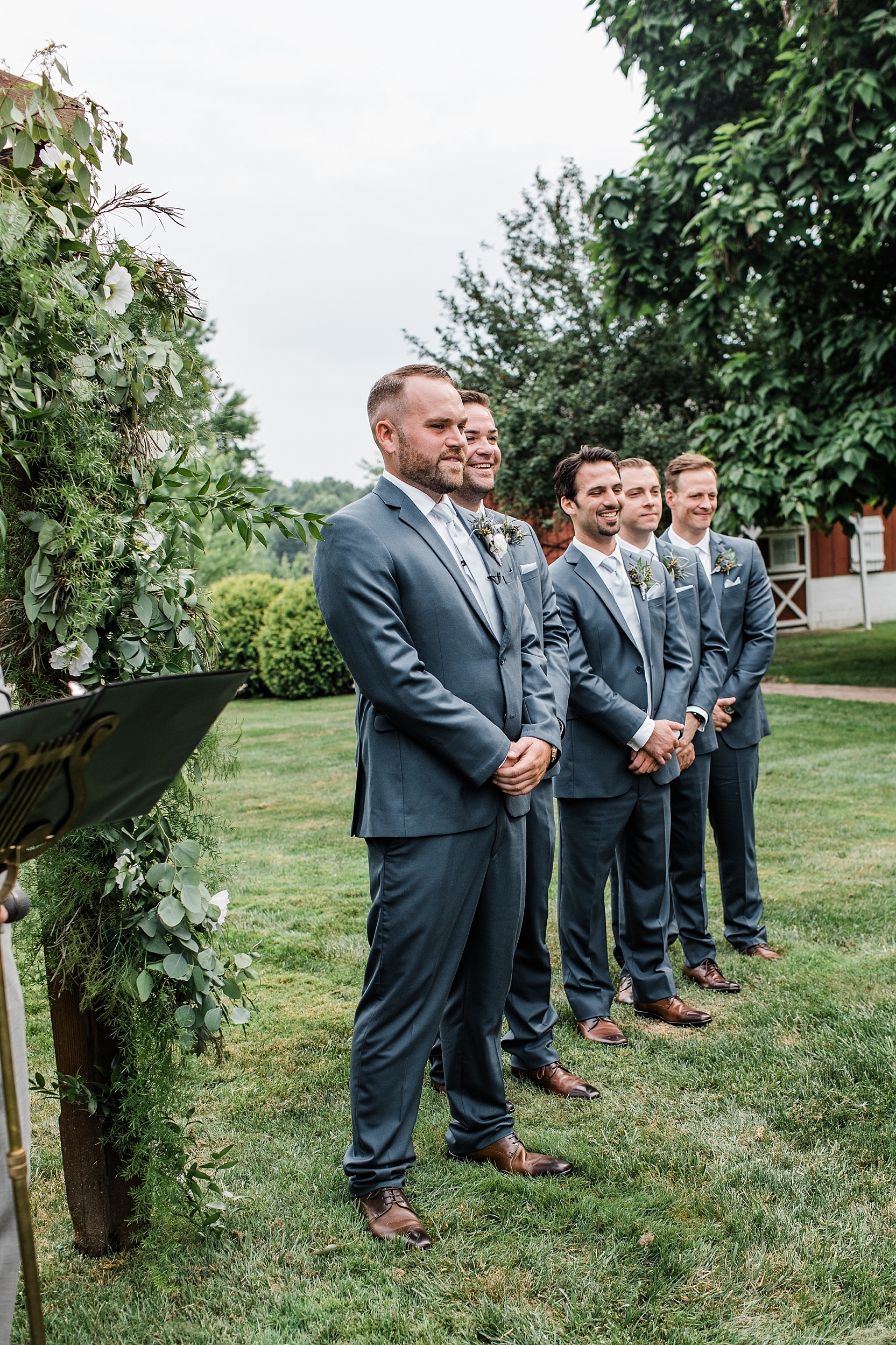 Summer Wedding at the Welshfield Inn | Burton, Ohio | Cleveland, Youngstown, Pittsburgh Wedding Photographer | Lindsey Ramdin