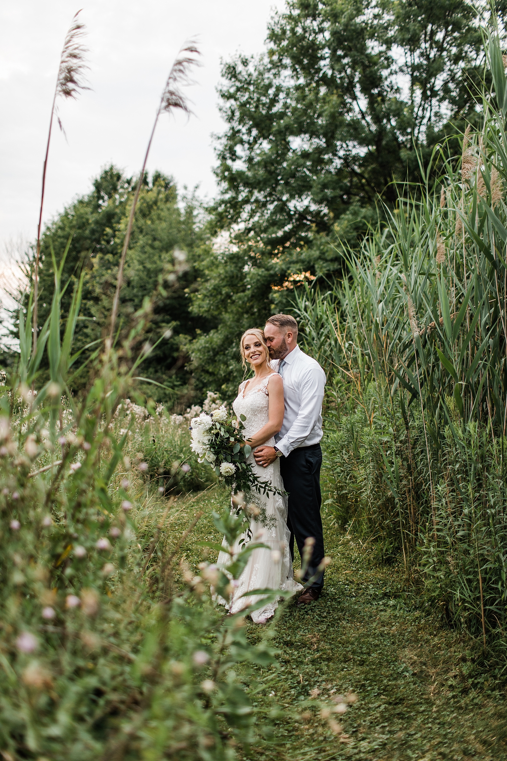 Summer Wedding at the Welshfield Inn | Burton, Ohio | Cleveland, Youngstown, Pittsburgh Wedding Photographer | Lindsey Ramdin