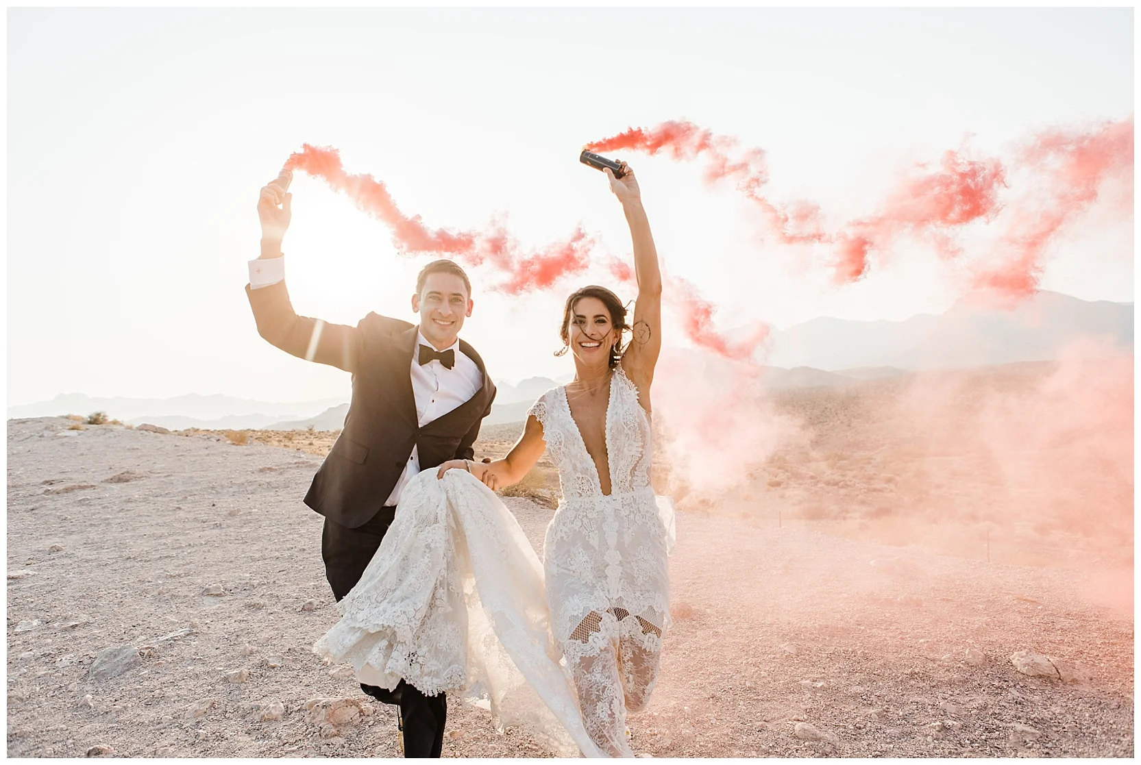 Las Vegas Elopement | Wedding Photos at Red Rock Canyon National Park| photo by Lindsey Ramdin, L.A.R. Weddings