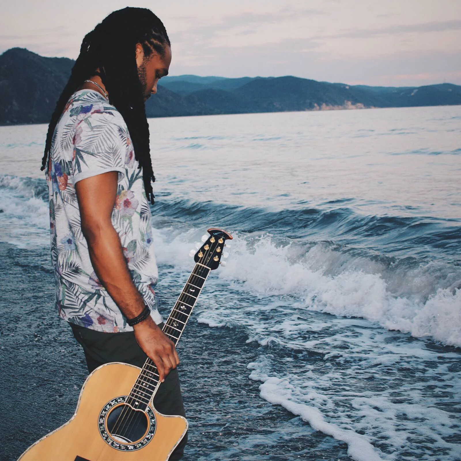 The video was shot in Kingston, Jamaica by directors Krystle Karee & Nikki Kane who teamed up to execute this project. The single "Best Friend" has been getting a lot of positive feedback from fans all over the world as it was one of the songs Ranoy performed when he opened for Stephen Marley on the Fruit Of Life Tour last month. The single is currently being streamed on SIRIUS XM Radio - "The Joint" .