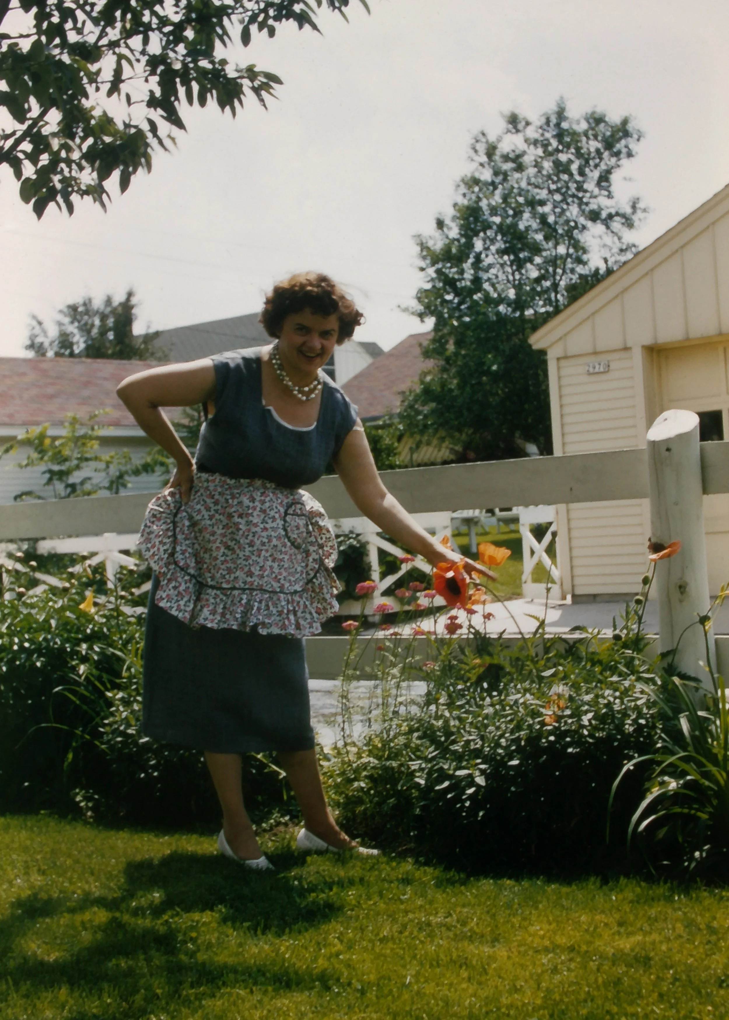 SLIDE_TonyIrma_IrmaGarden.JPG