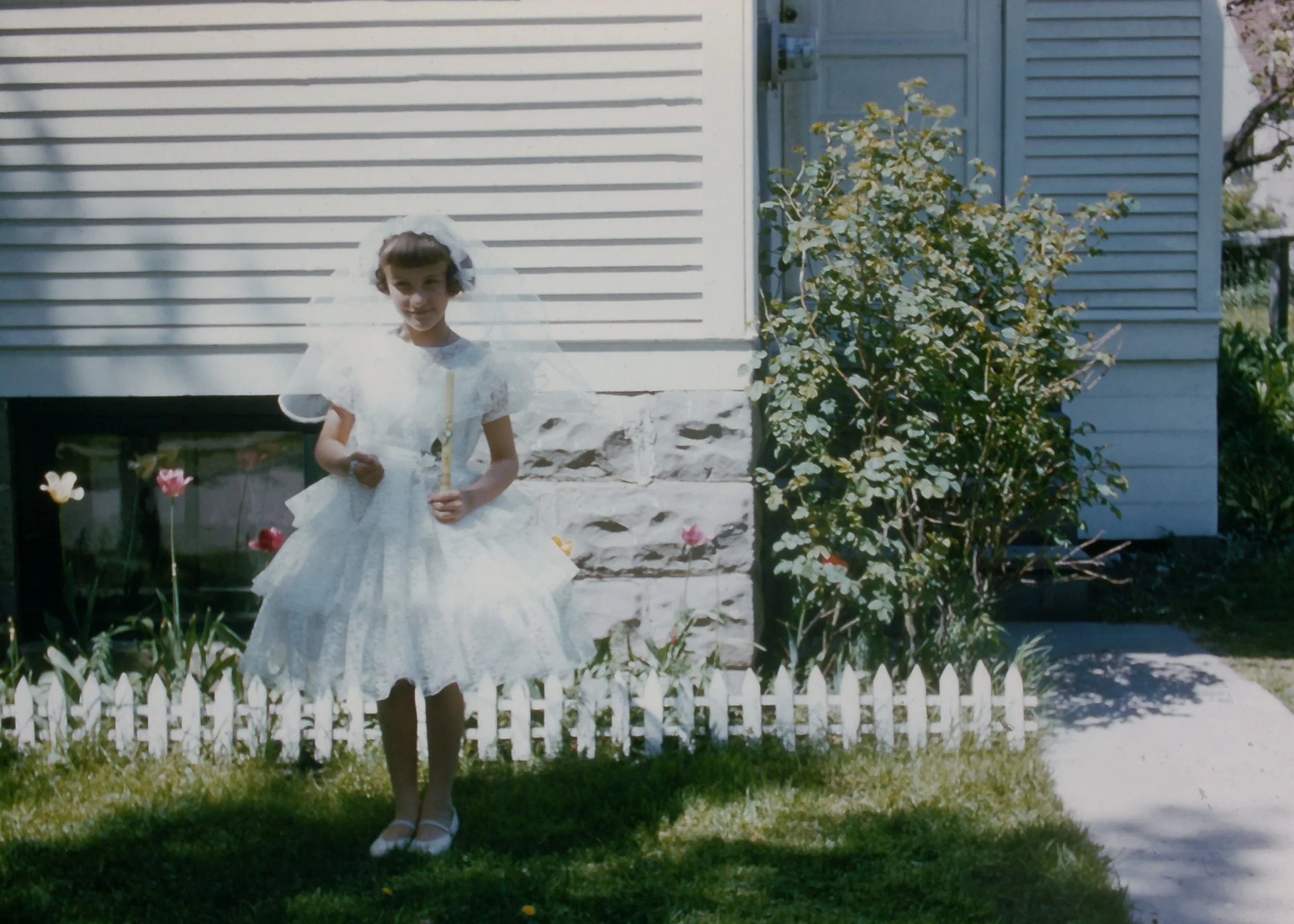 SLIDE_FriendsNeighbors_Communion2.JPG
