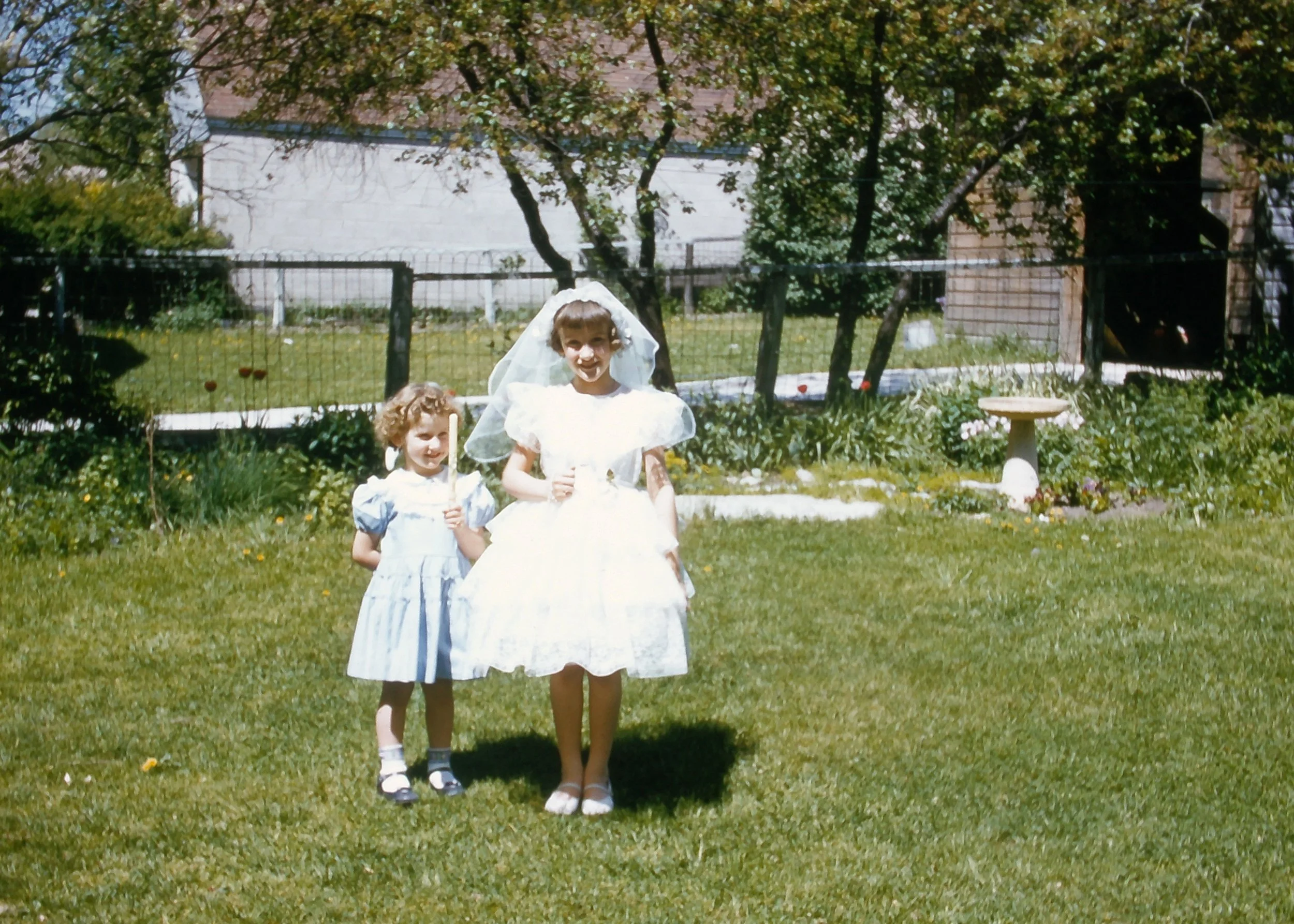 SLIDE_FriendsNeighbors_Communion4.JPG