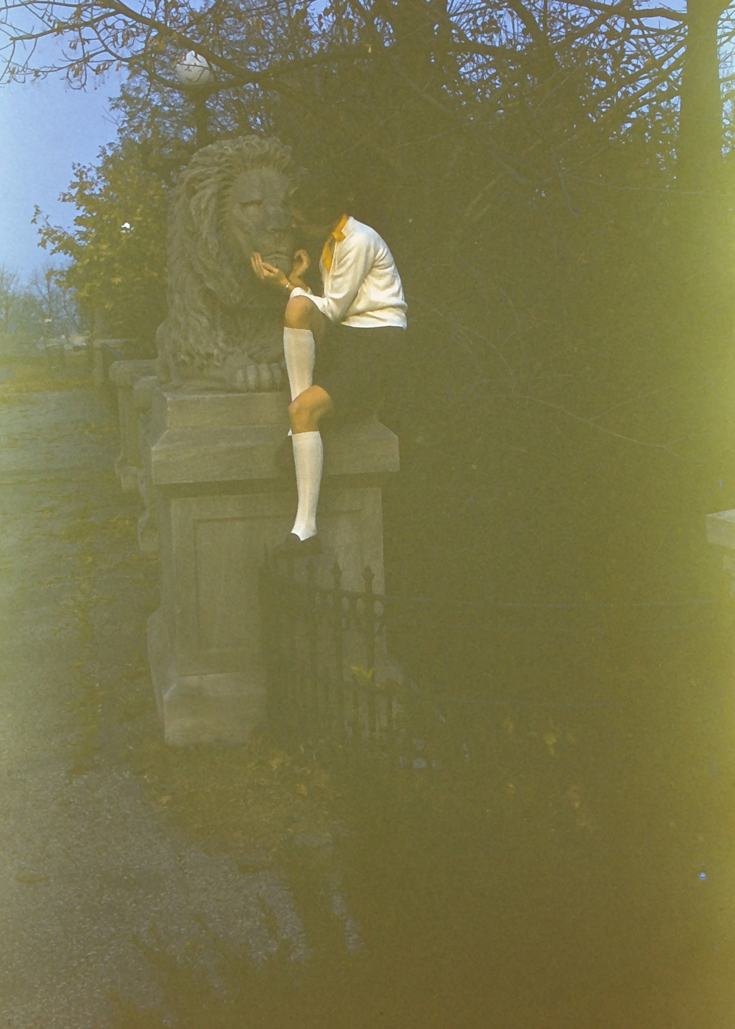 SLIDE_FriendsNeighbors_Statue.JPG