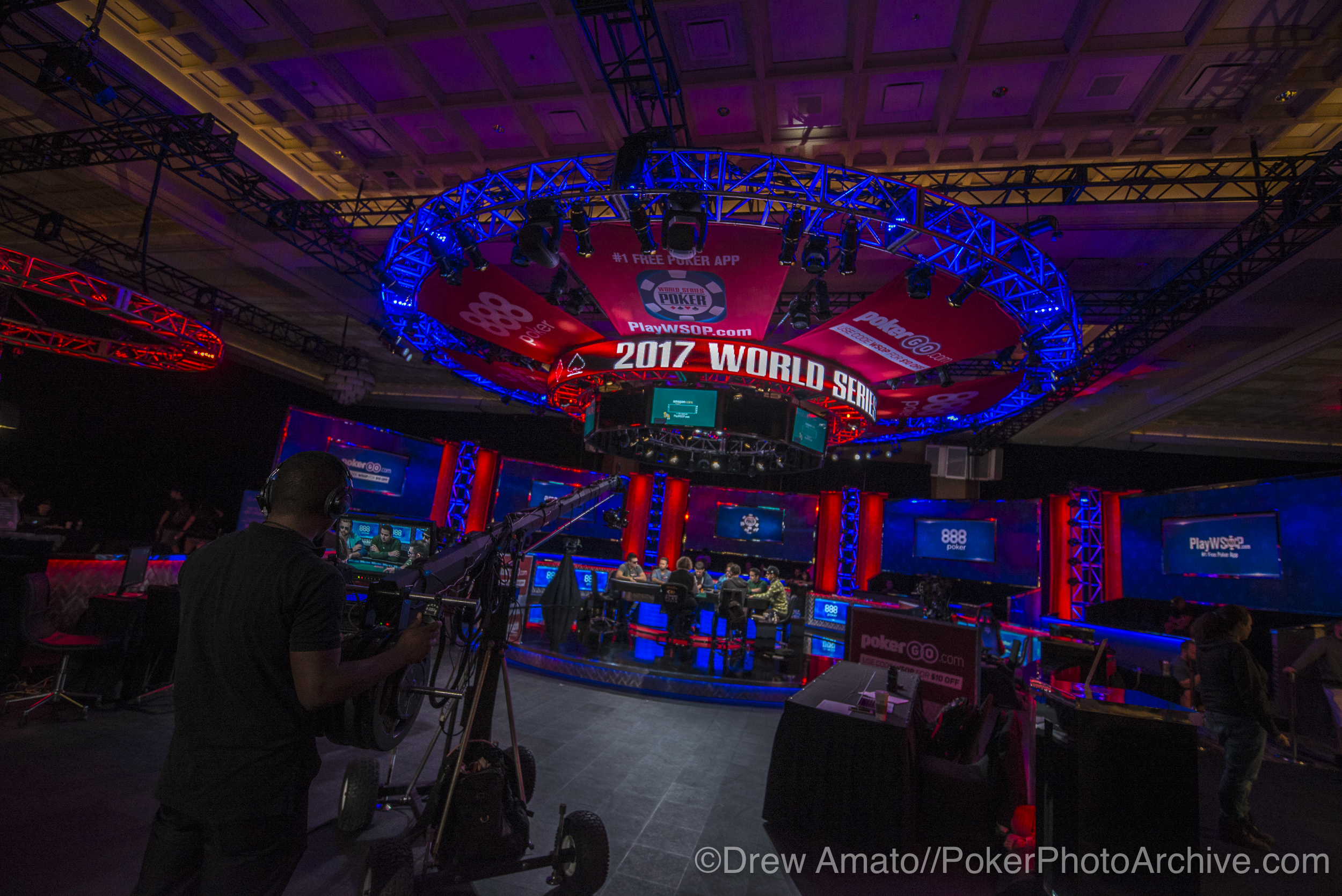 Main Stage_2017 WSOP_EV010_Day 3_Amato_DA66287.jpg