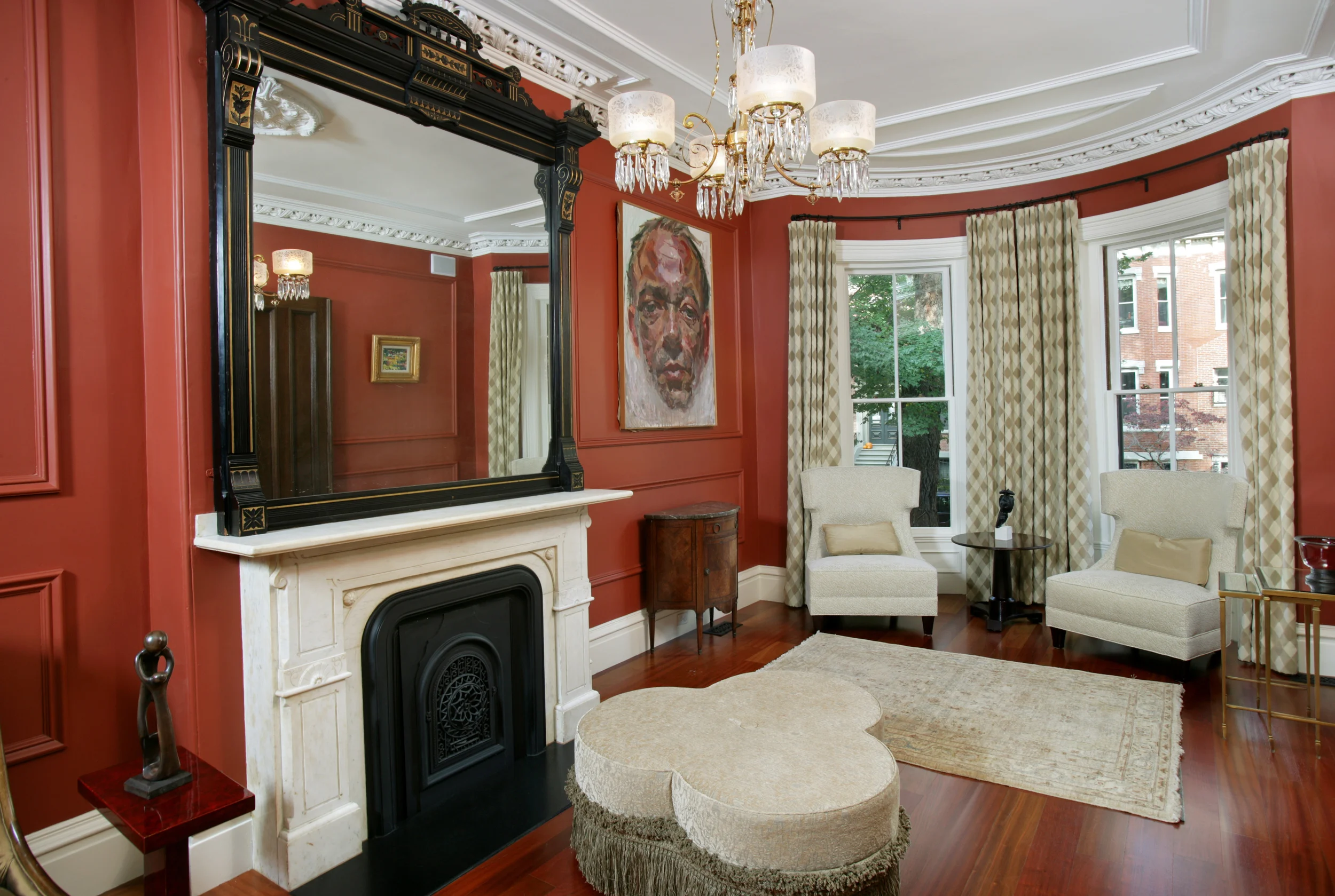 26_braddock_park_parlor_ceiling.jpg