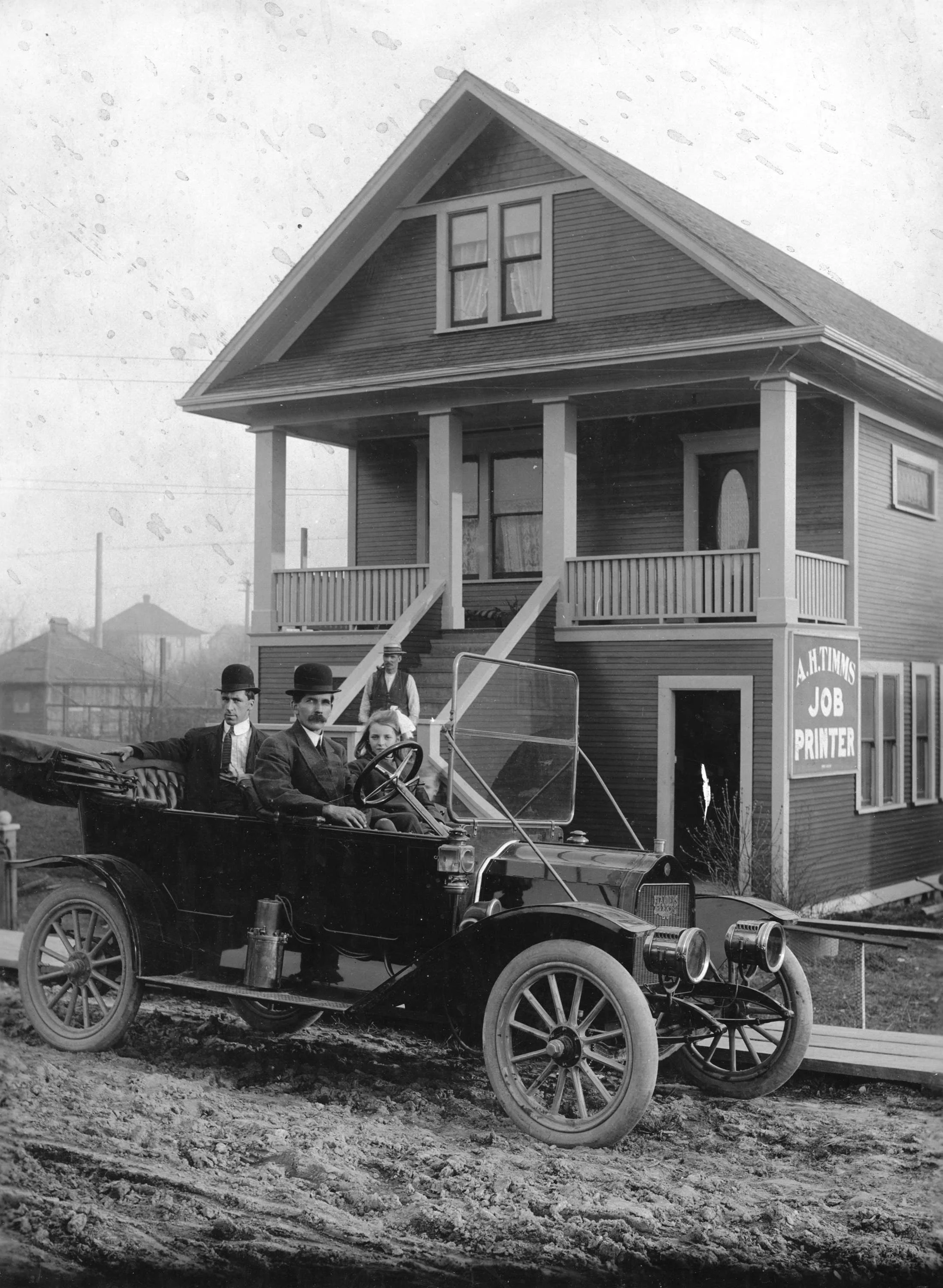 A. H. Timms and family. Photo by Philip T. Timms. Courtesy City of Vancouver Archives