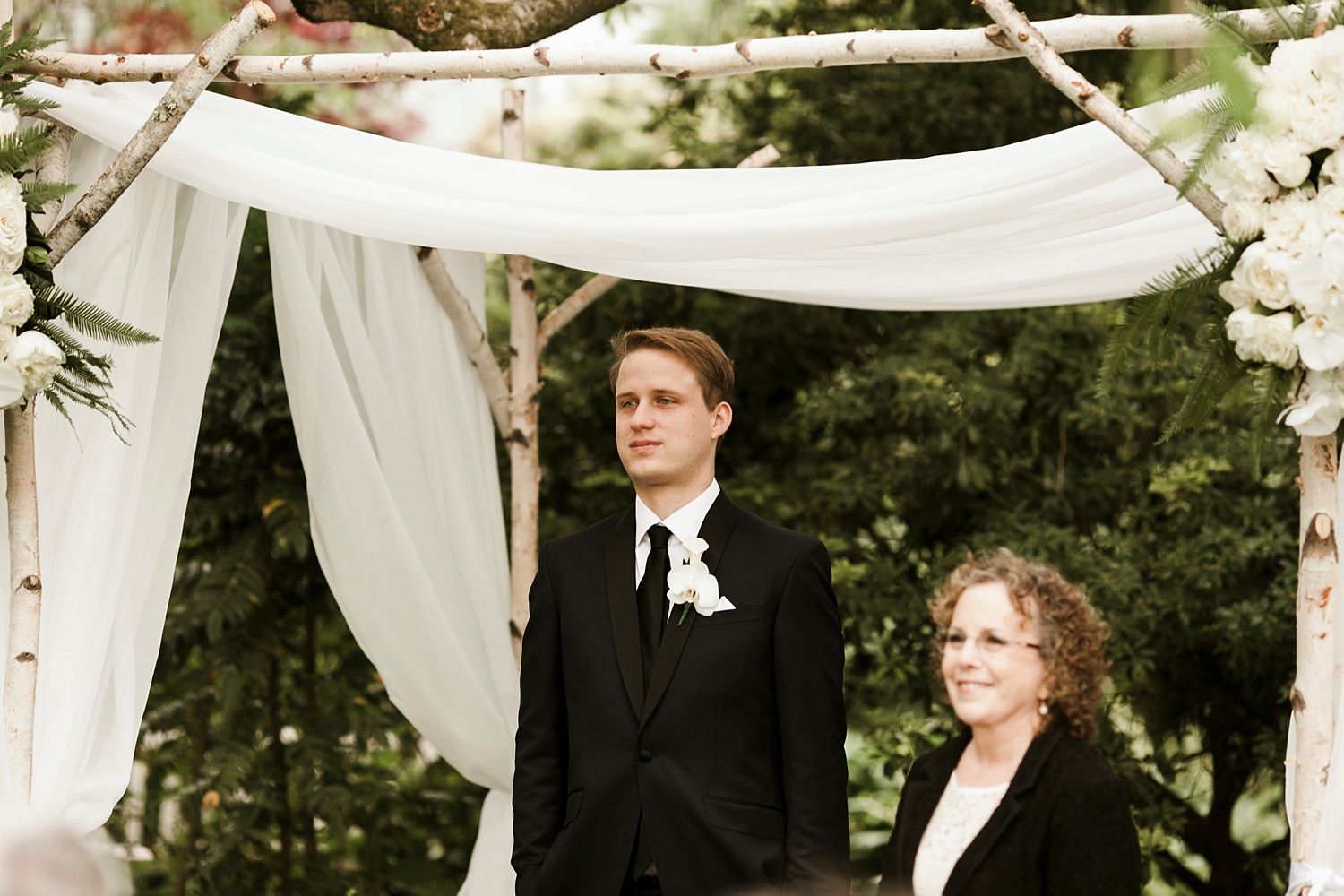 Seattle Wedding Photographer_036.jpg