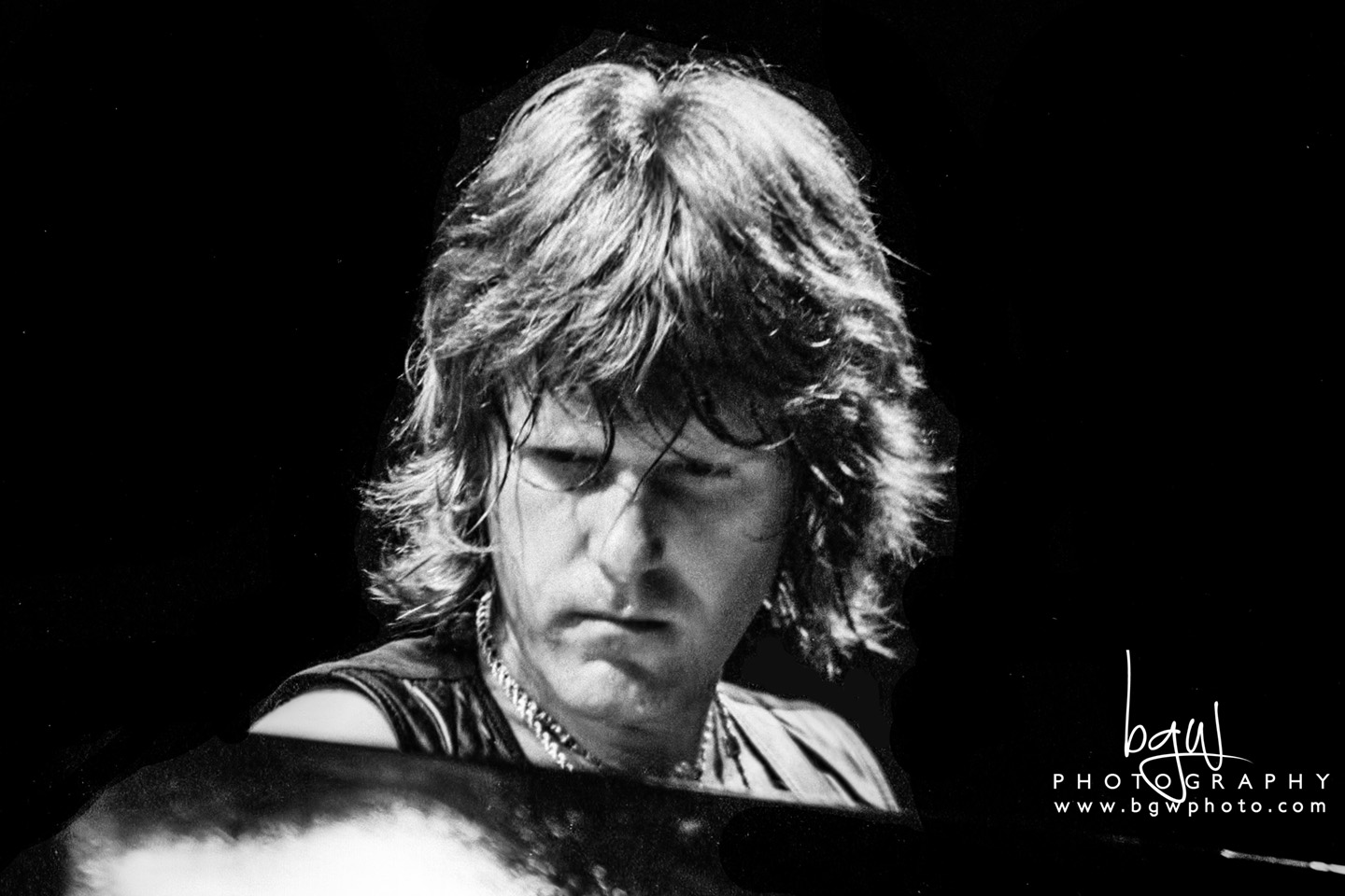 Keith Emerson behind the massive Yamaha GX-1. 400mm Tri-X 125@5.6.