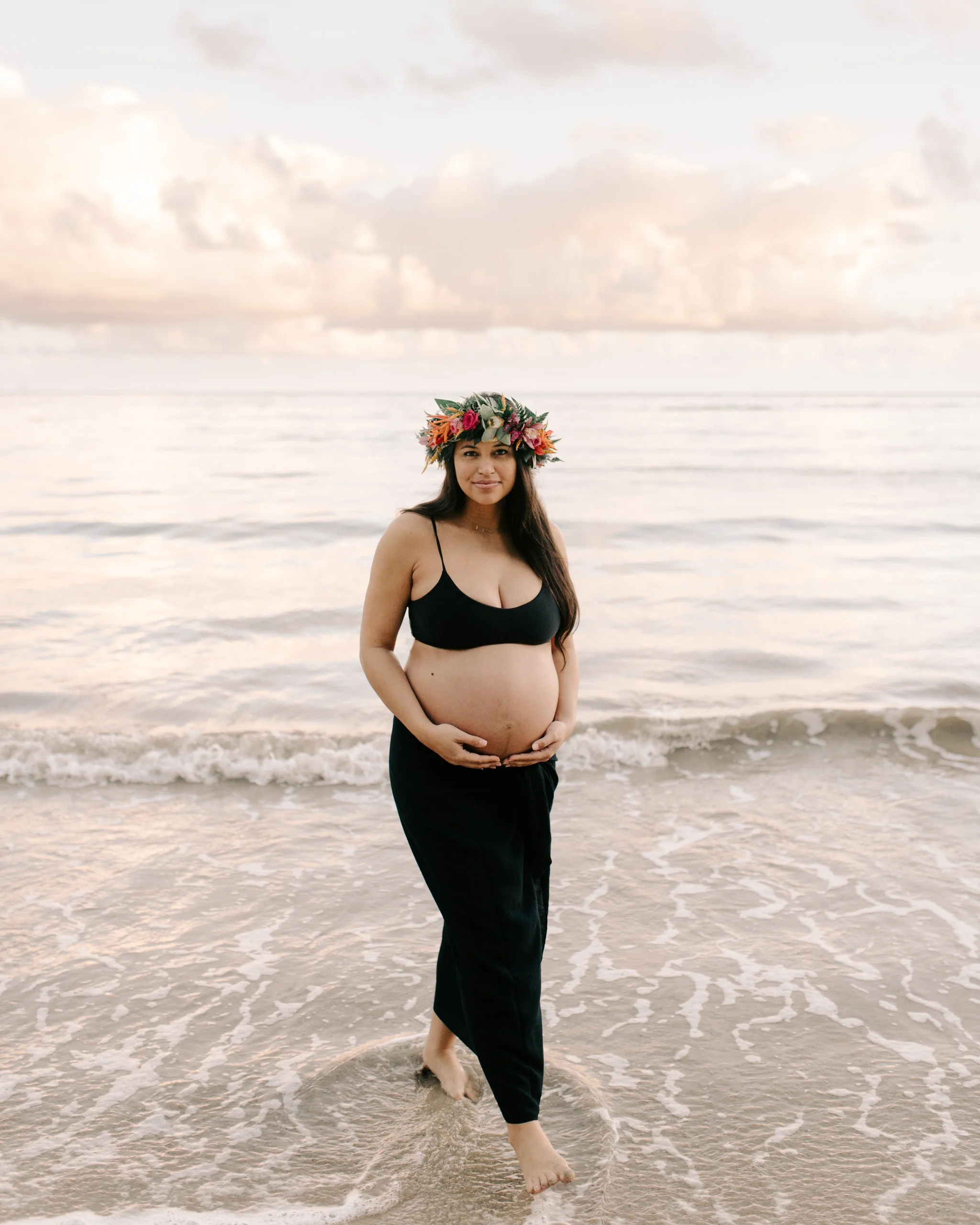 Oahu Bikini Maternity Photos