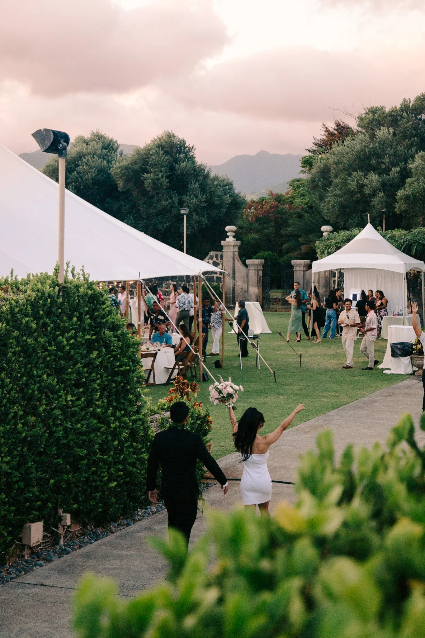 Taylor and Stanley Wedding at La Pietra Hawaii by Oahu Wedding Photographer Desiree Leilani