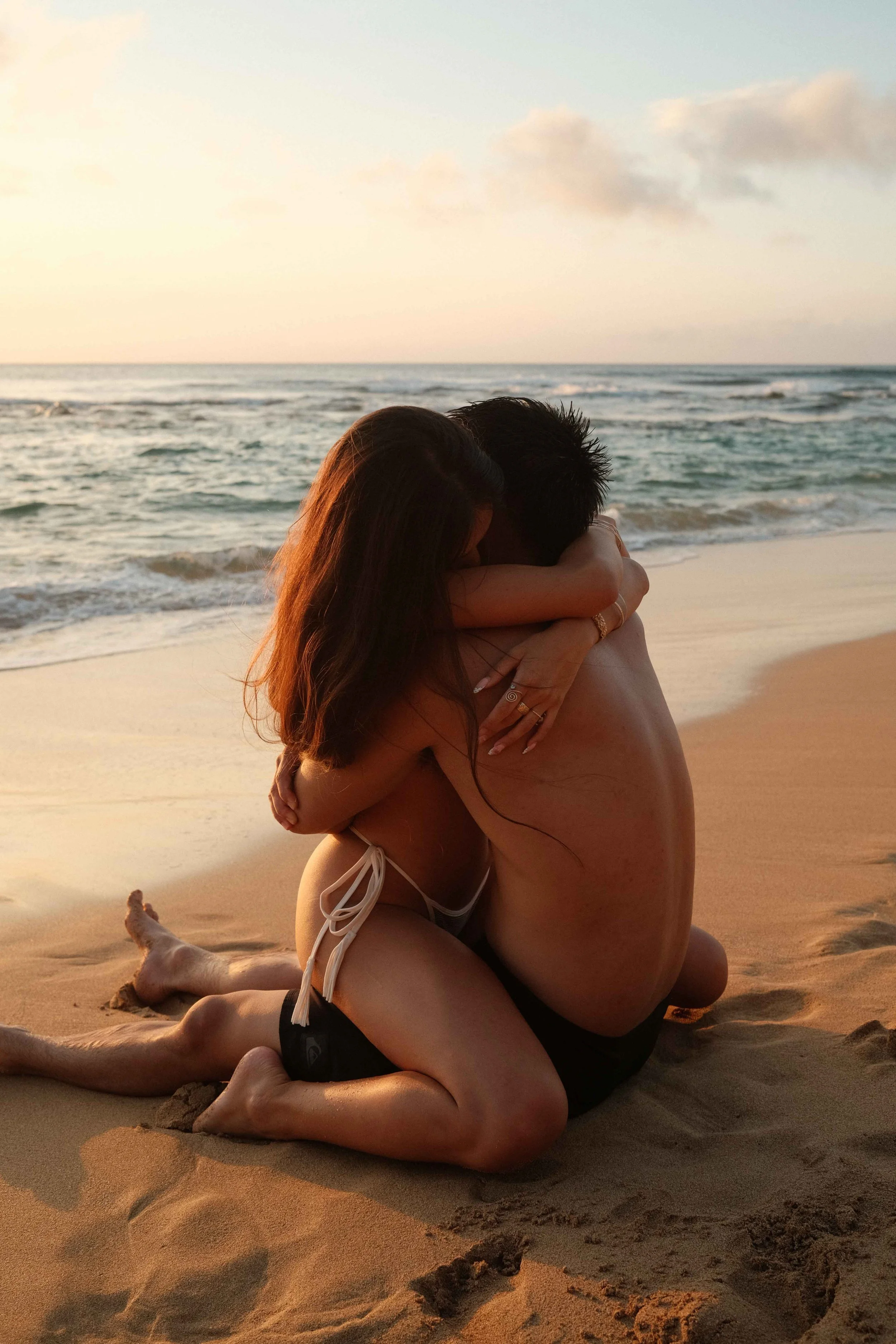 Flash Photography - Hawaii Couples Point and Shoot Fujifilm Session at North Shore Beach by Oahu Photographer Desiree Leilani