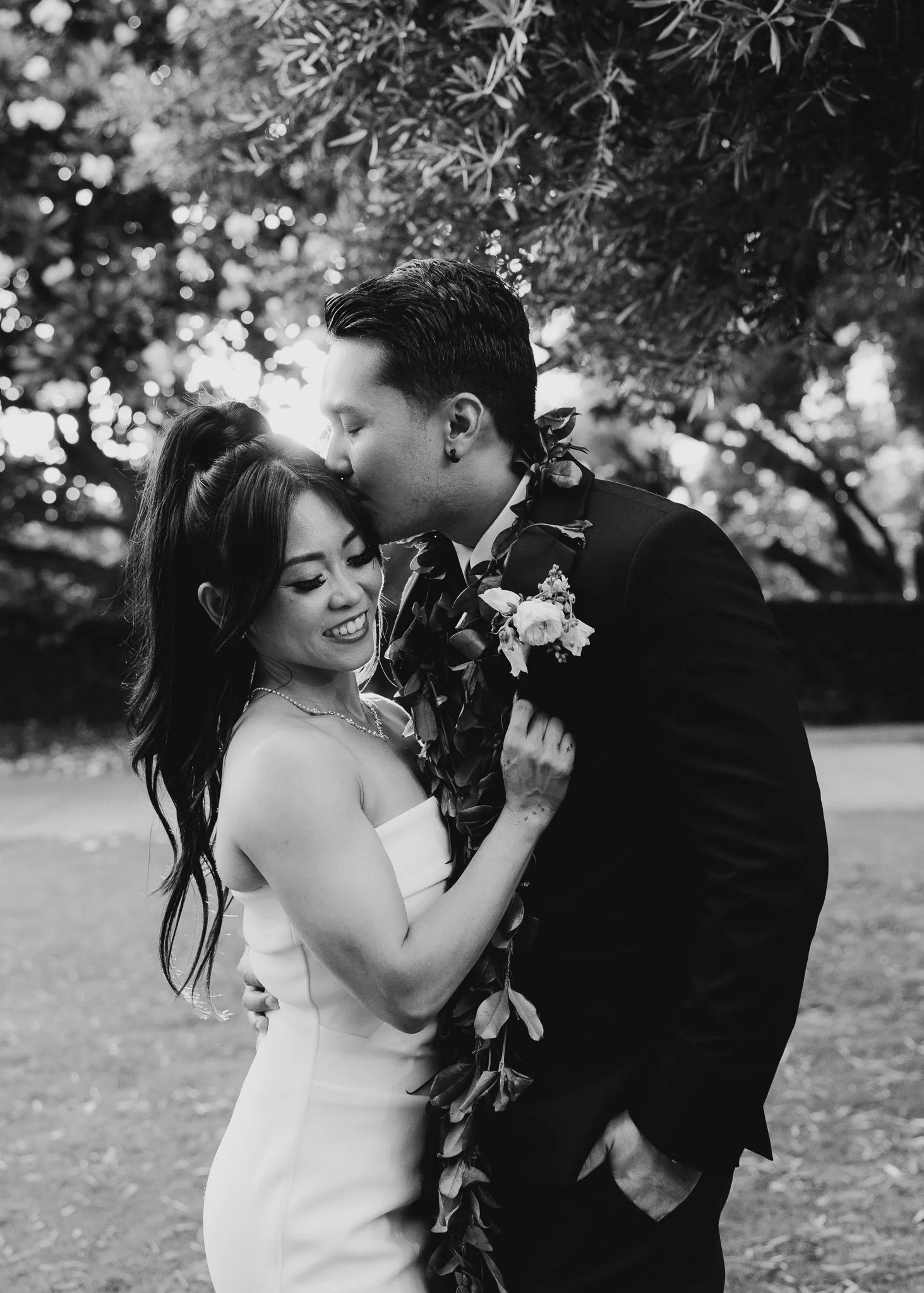 Taylor and Stanley Wedding at La Pietra Hawaii by Oahu Wedding Photographer Desiree Leilani