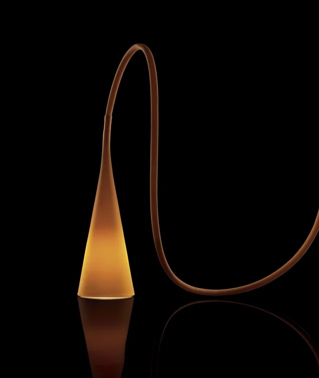 1170_UTO_table_orange-la.jpg