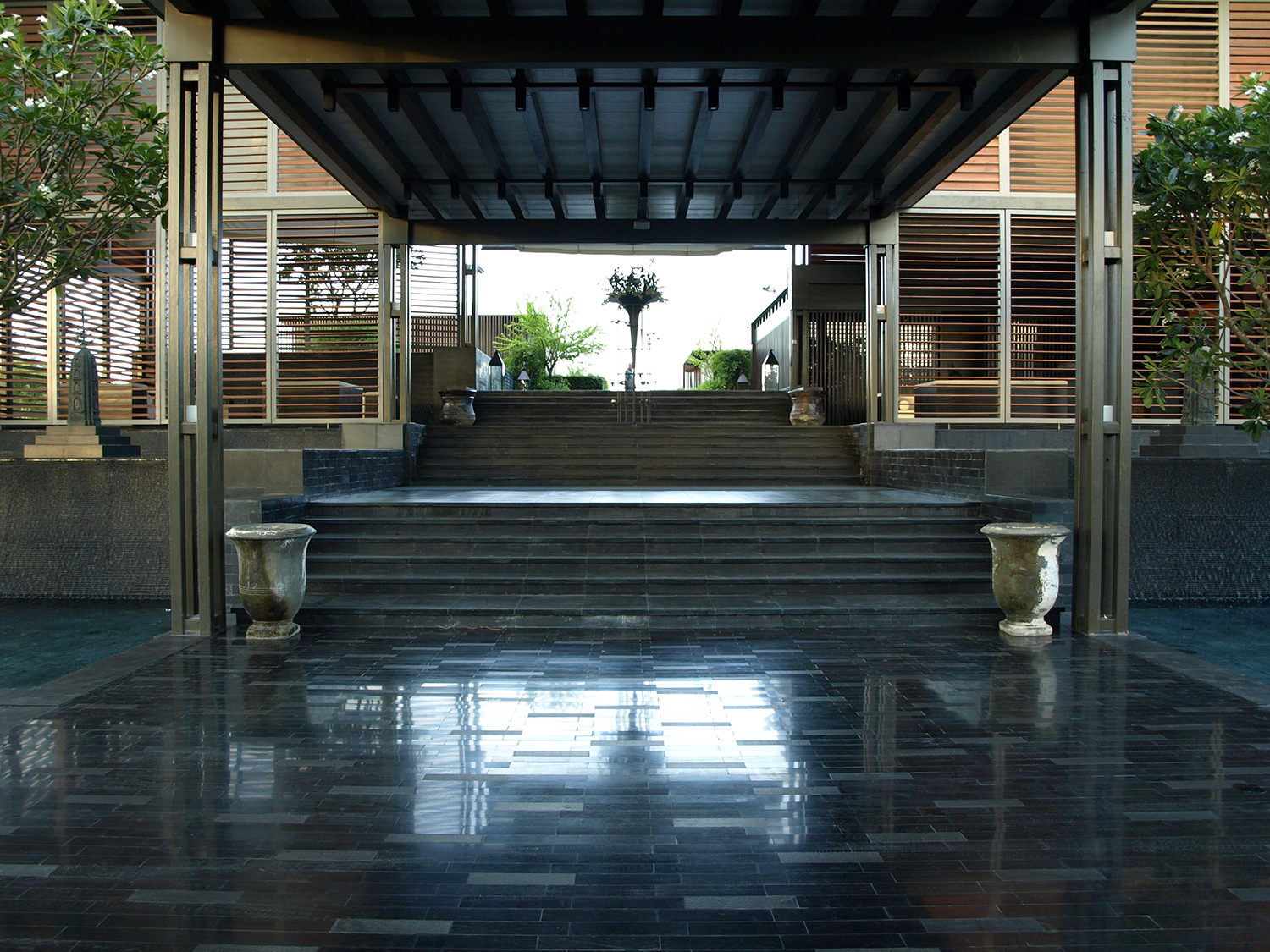 BOIFFILS-V Villa-Lobby-03.jpg