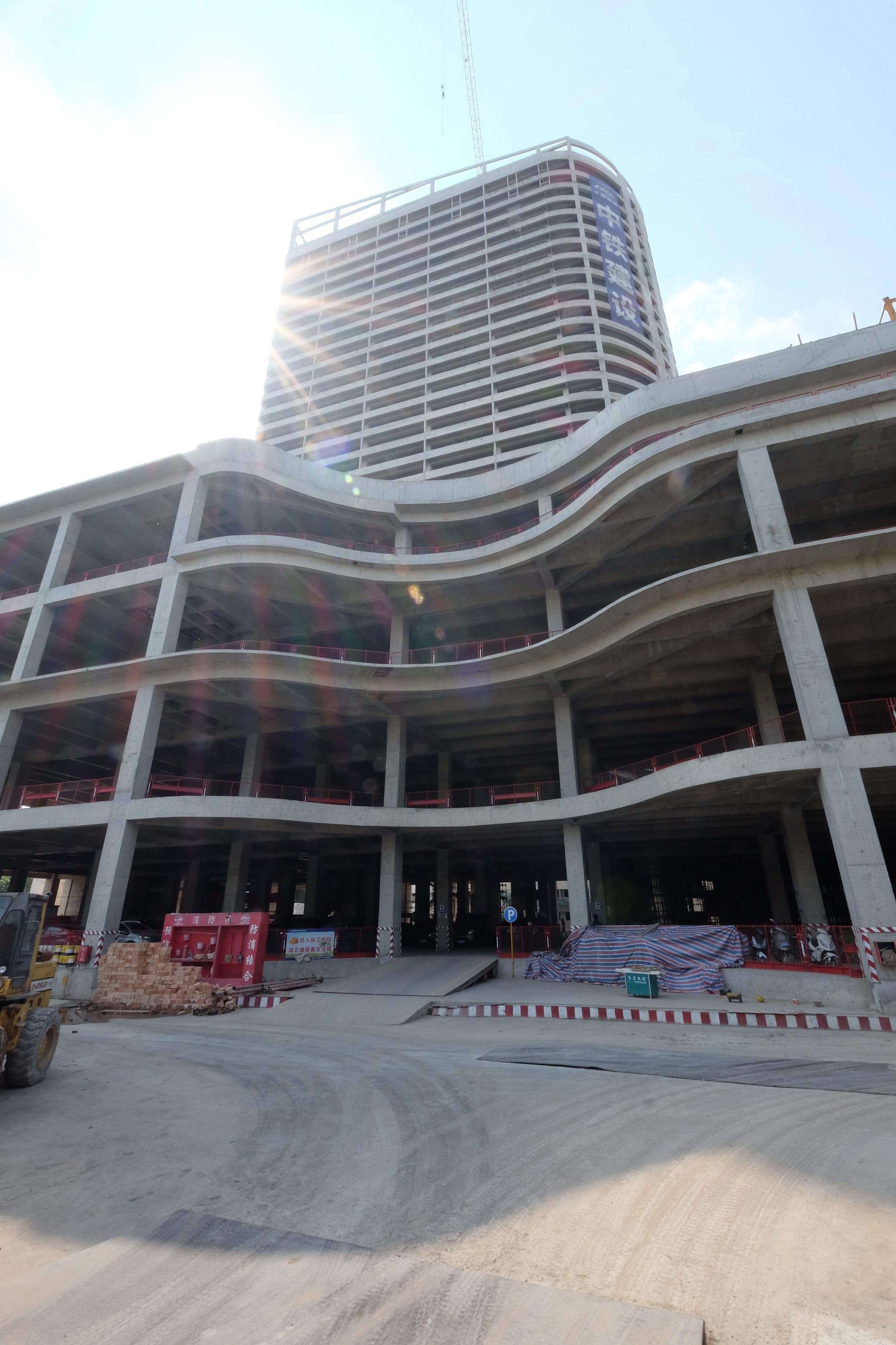 BOIFFILS-Momo-Construction-05.jpg