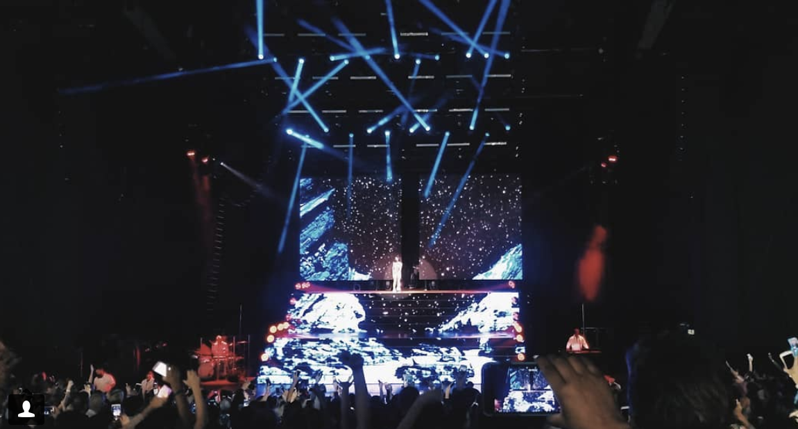 Halsey's concert, in which she did not sing Roman Holiday